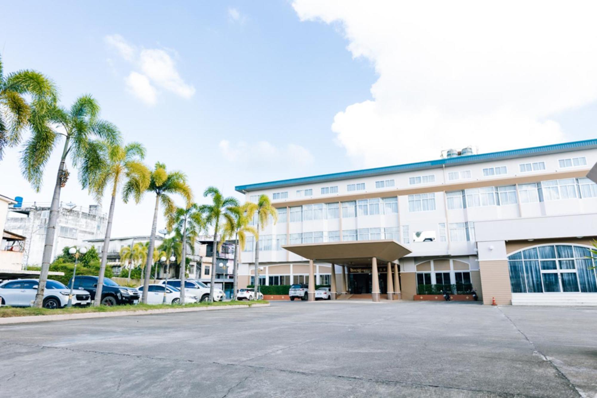 Gardens Hotel Chumphon