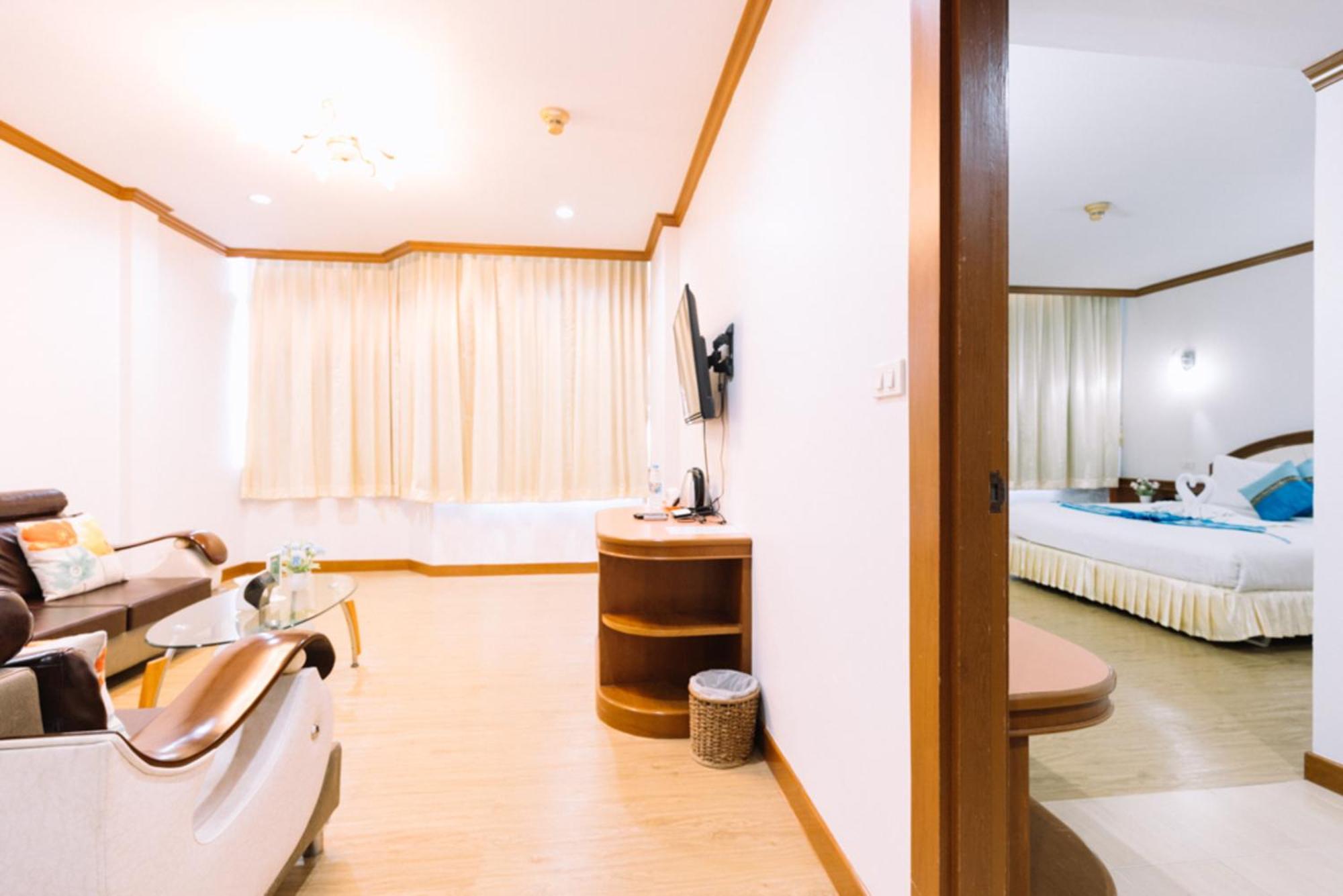 Gardens Hotel 3*
