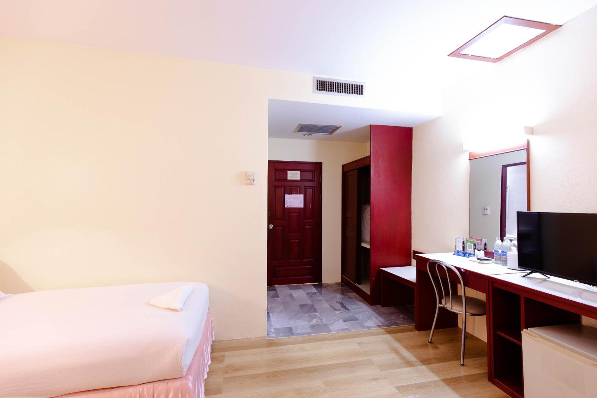 Palace Hotel Chumphon