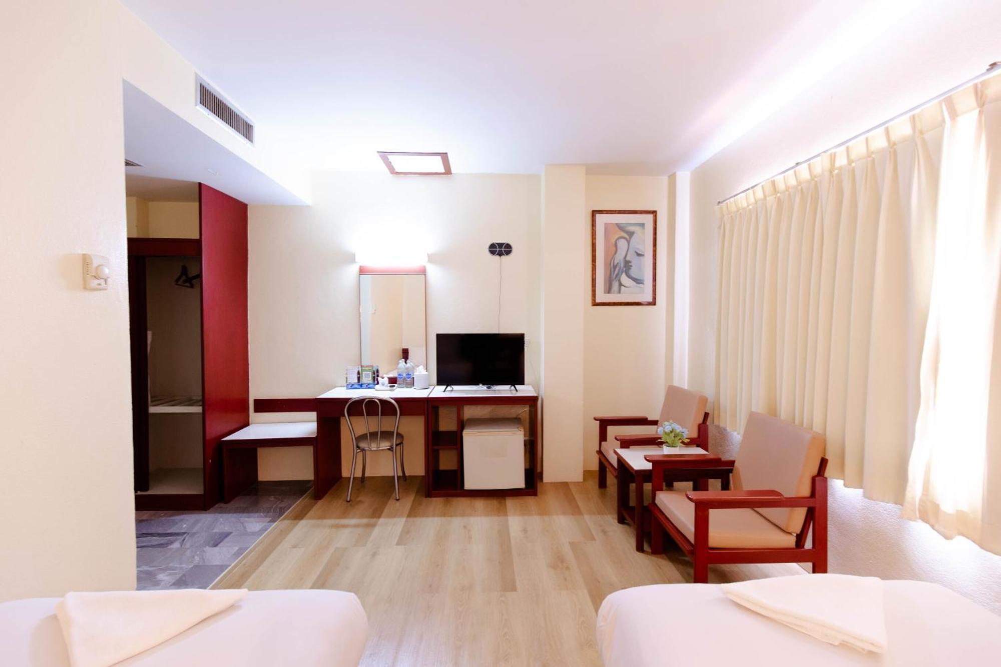 Palace 3* Chumphon