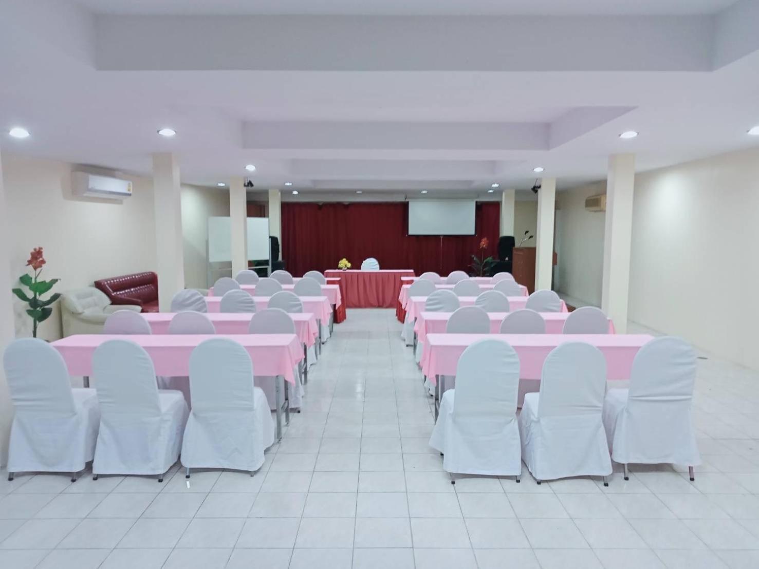 Palace Chumphon
