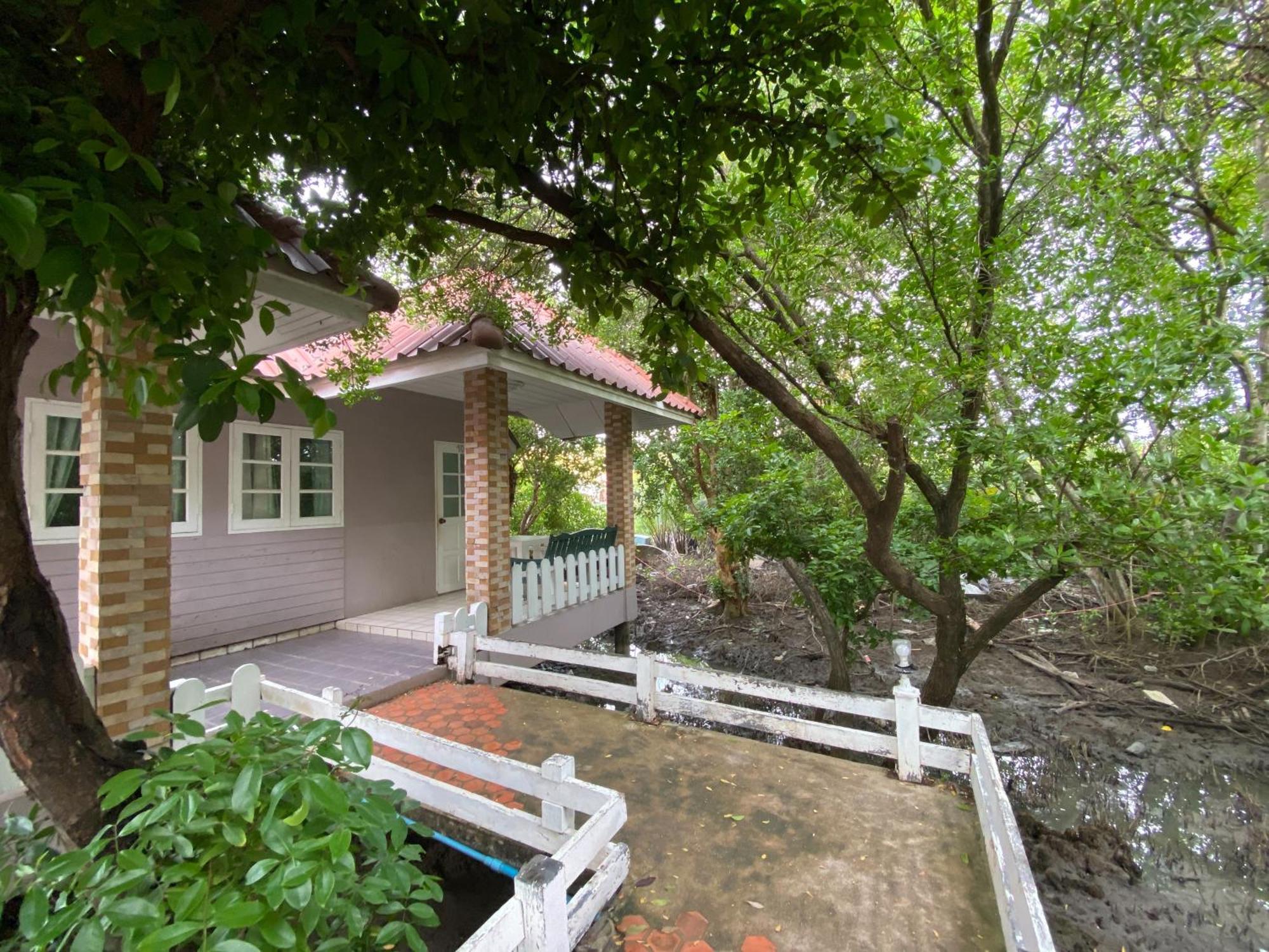 Resort รตะธารา รีสอร์ท Ratathara Resort