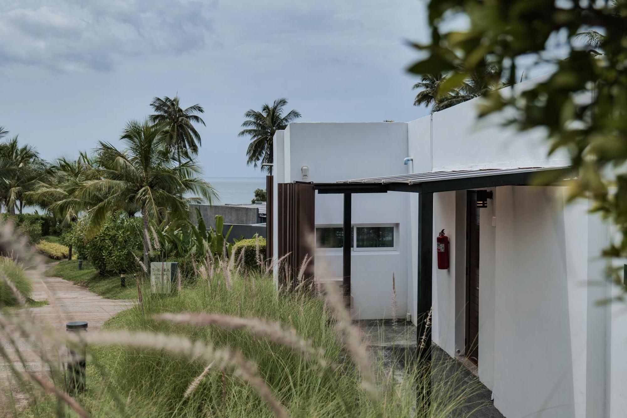 Seanery Beach 4*