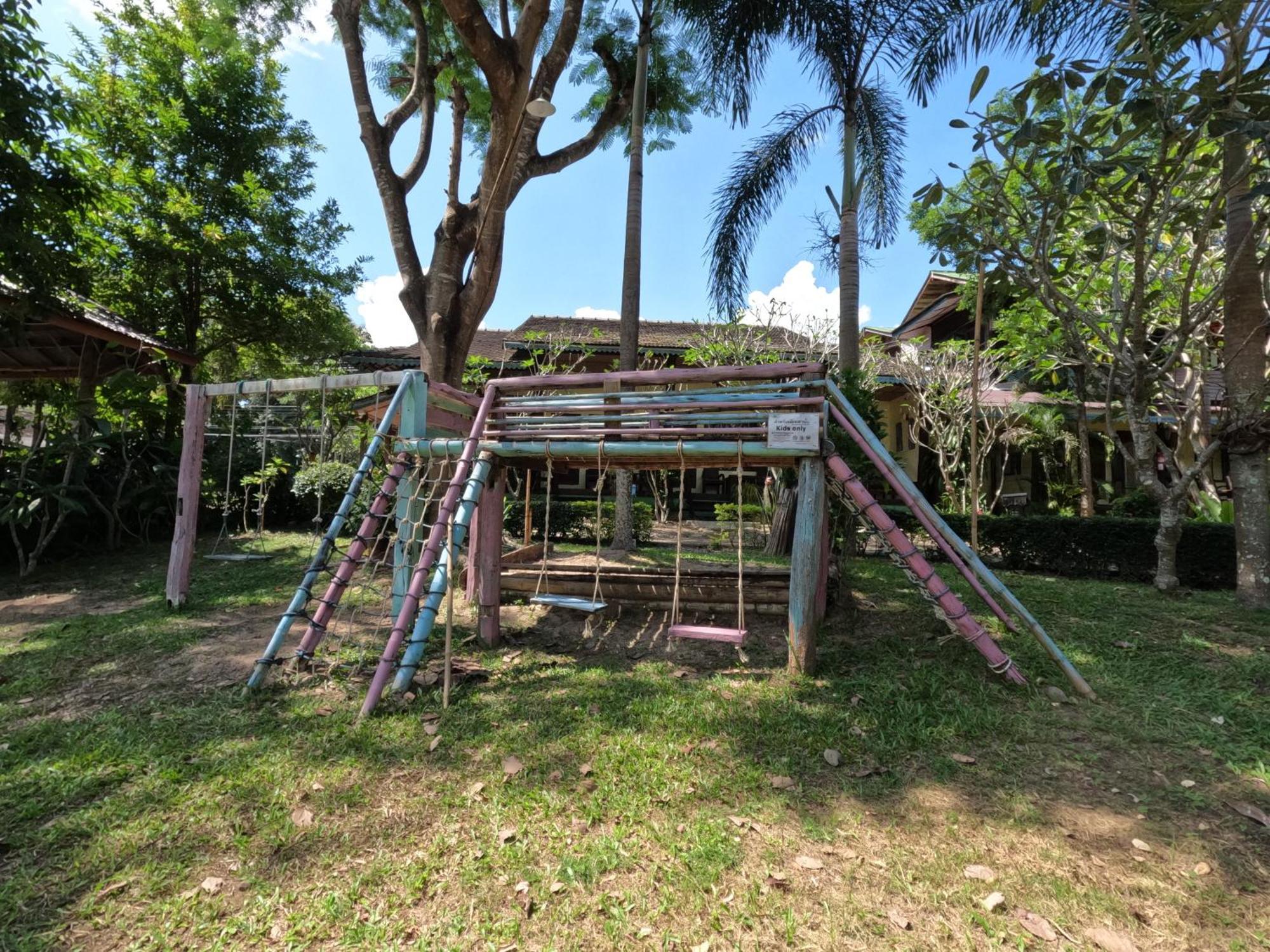 Baan Mai Kon Muang Pai