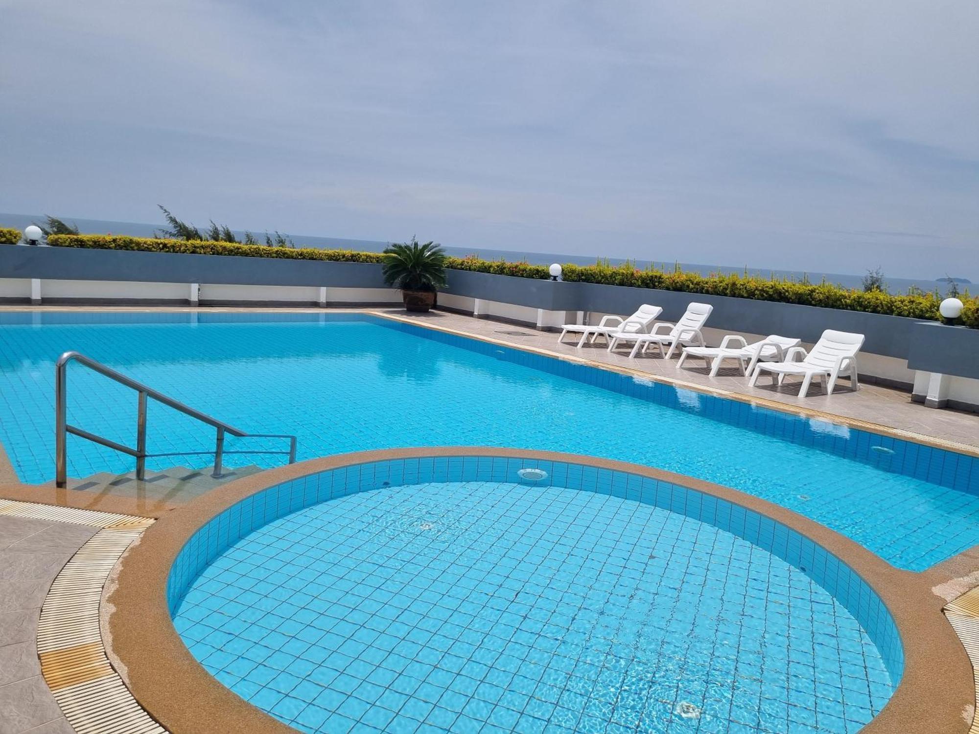 Avatara A B61 With Sea View