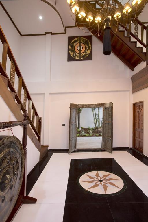 Villa Royal Majestic Grand Thai *