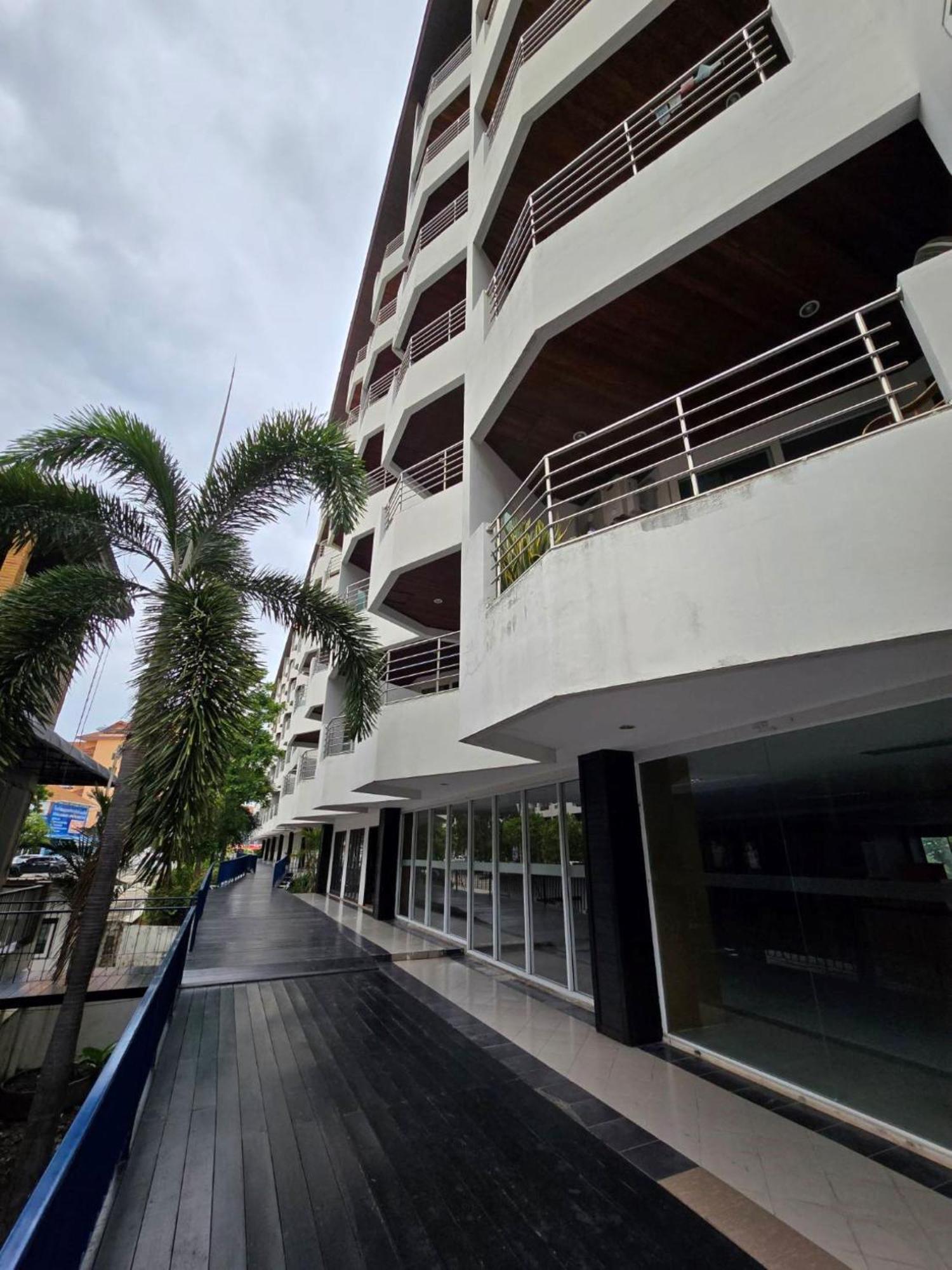 Plaza 3* Jomtien Beach