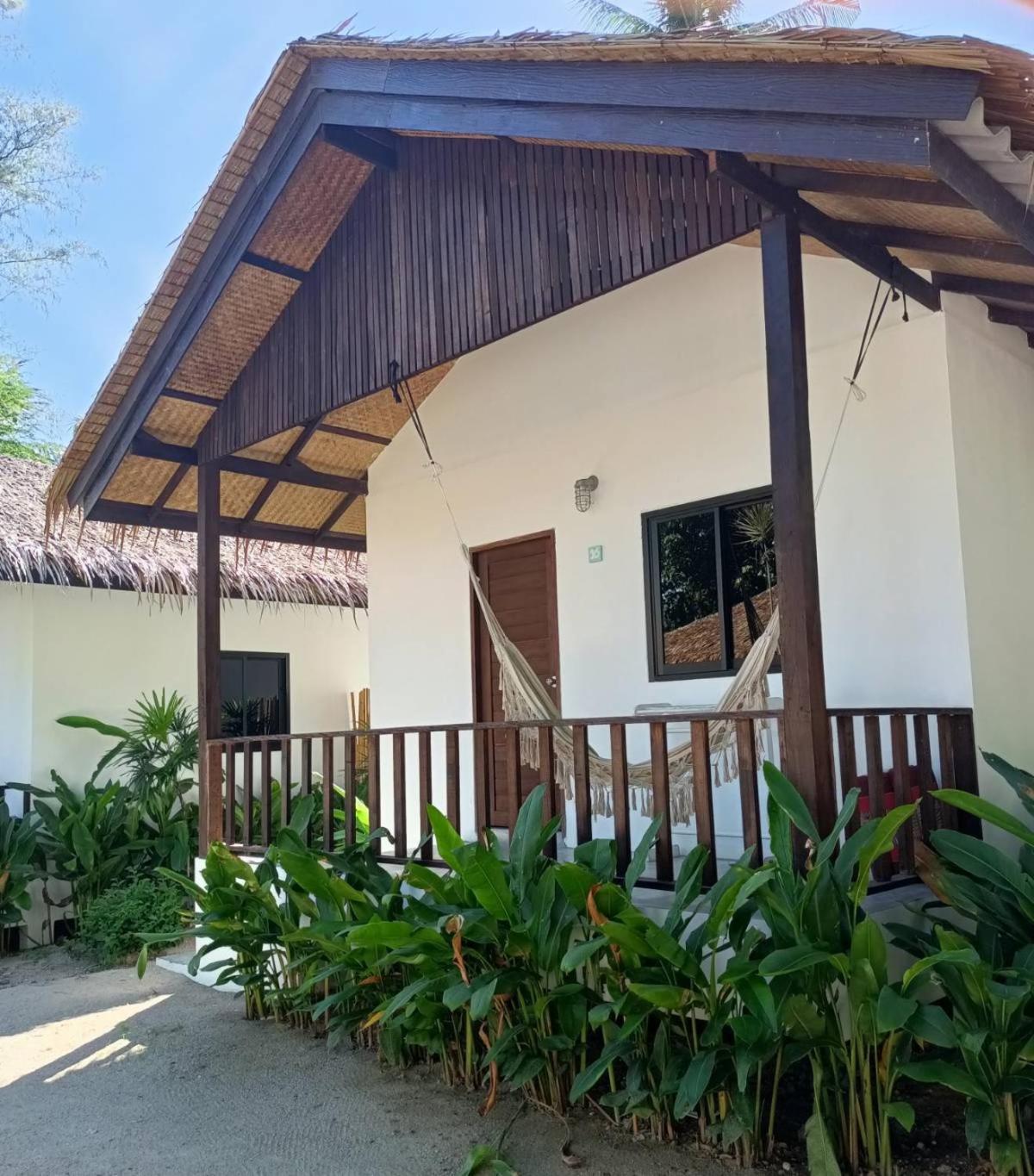 Resort Sarana 2*