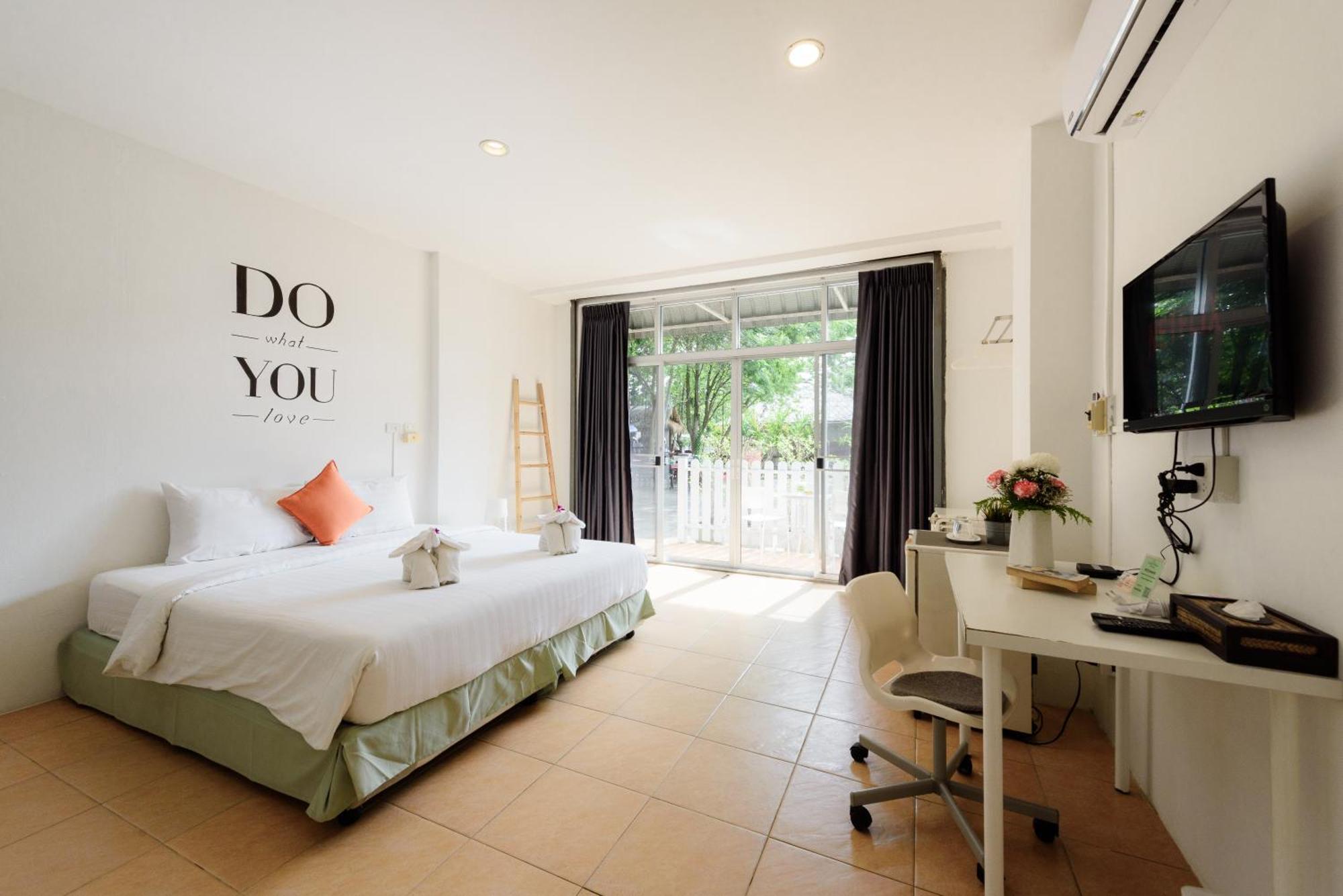 Little Hotel