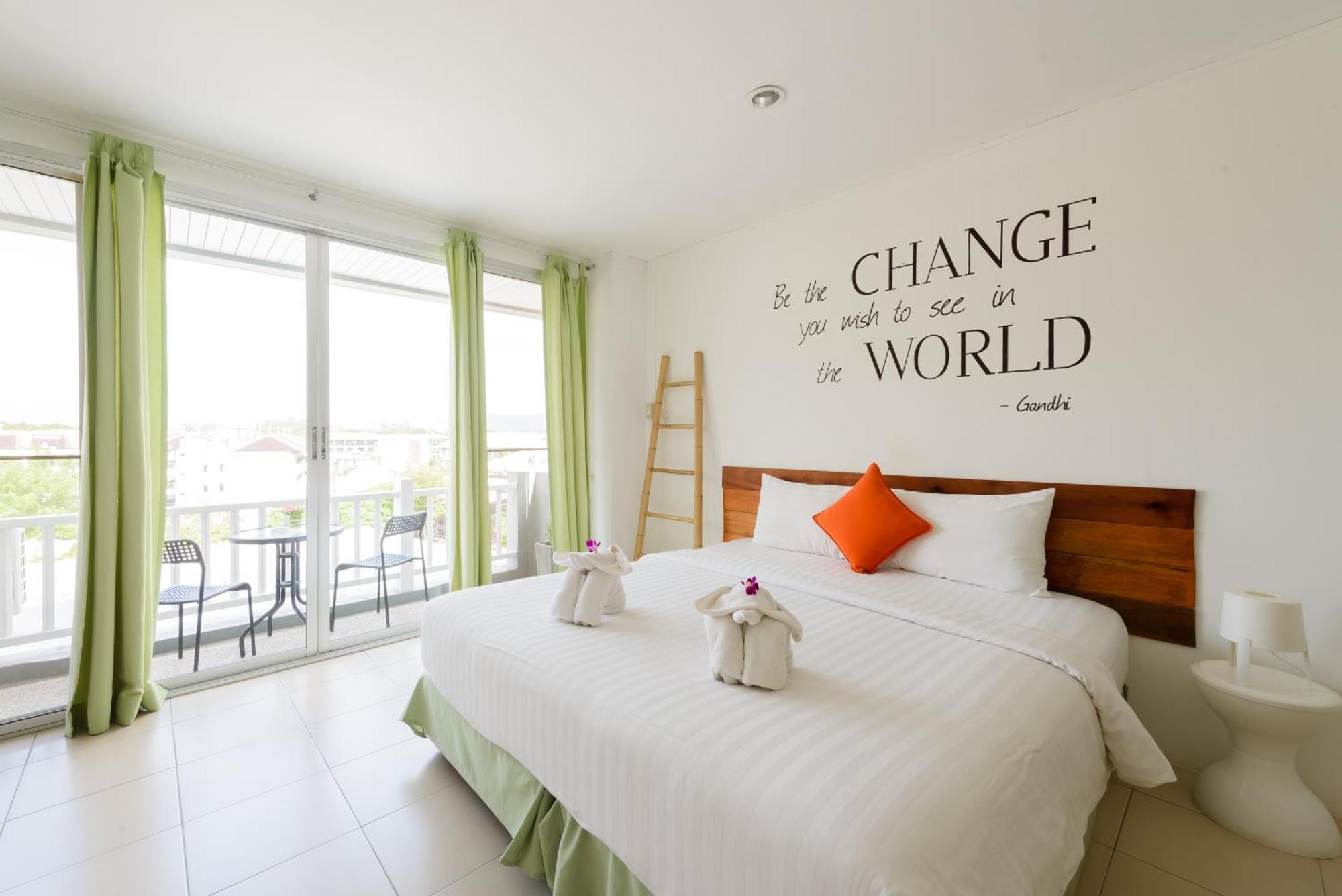 Little Hotel 4*