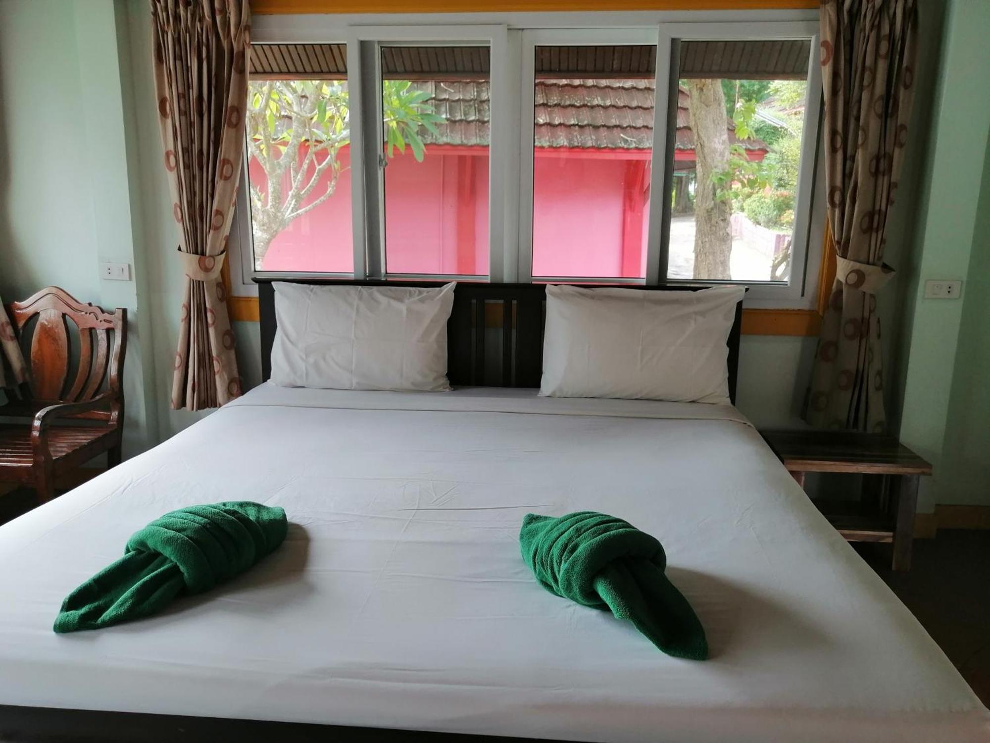Phi Phi View Point Hotel