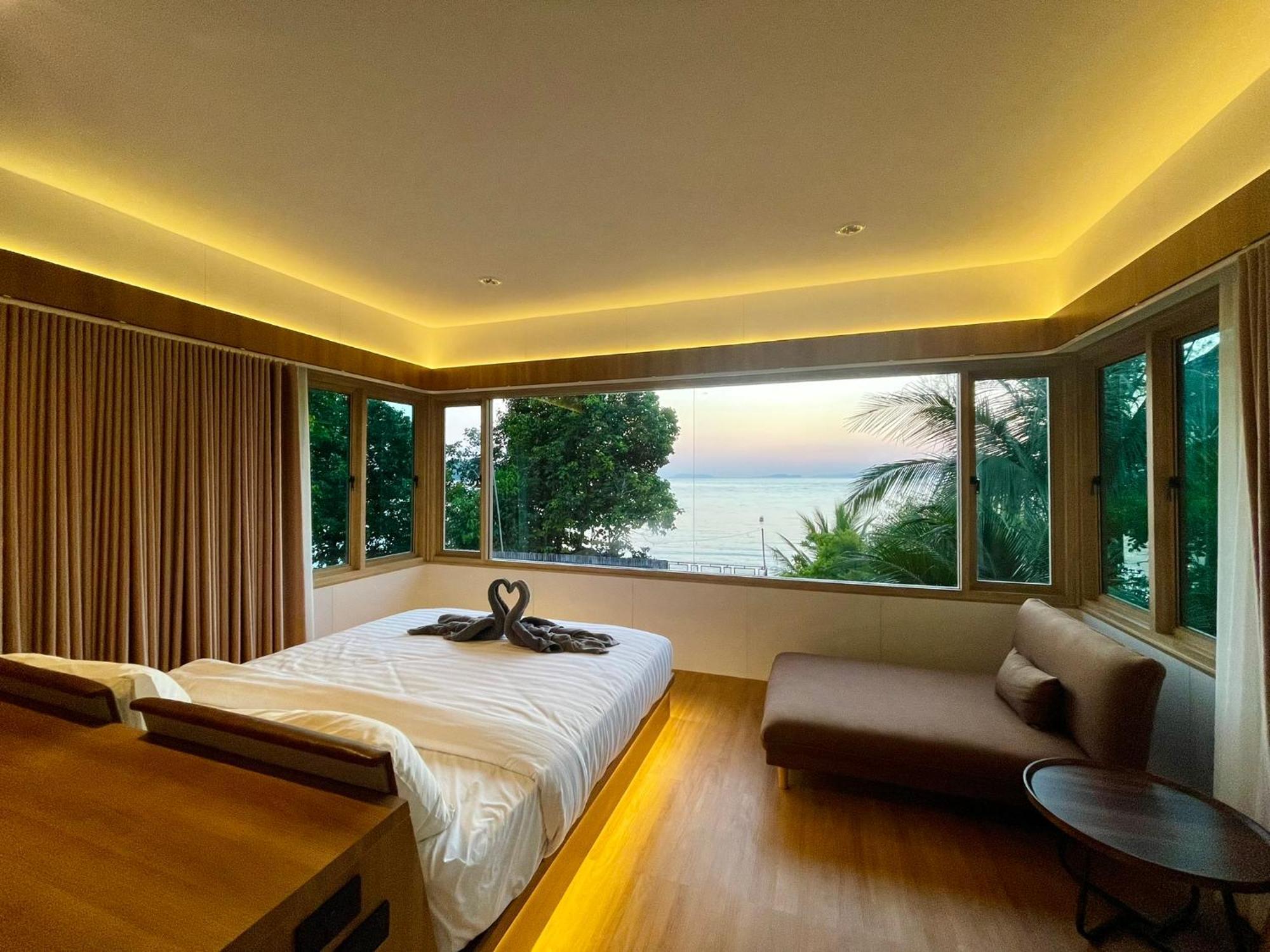 Marina Ranong Resort