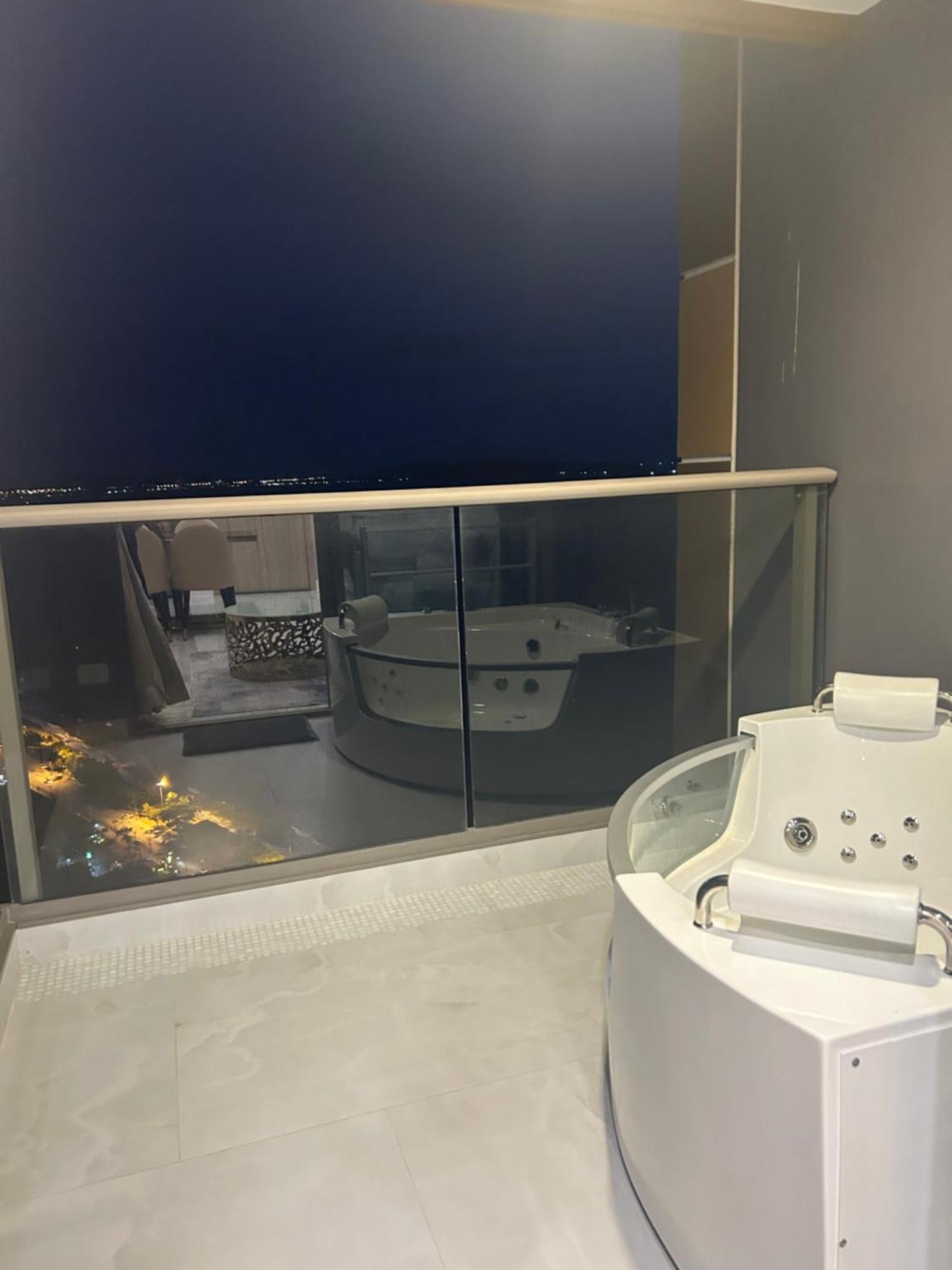Apartment Copacabana 科帕卡巴纳海乔木提安海滩毗邻乔木提安夜市 *
