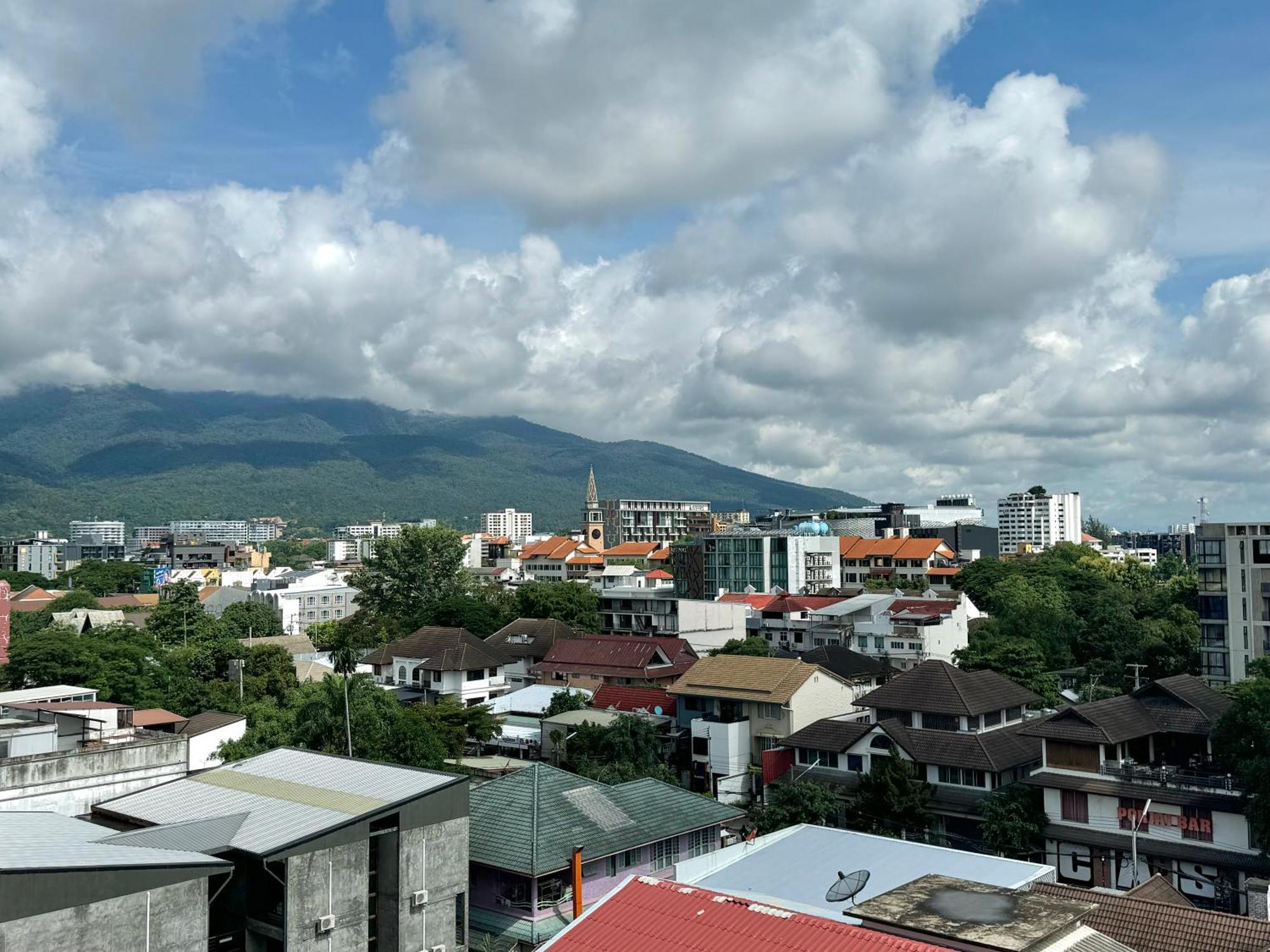 Charm Nimman With Rooftop * Chiang Mai