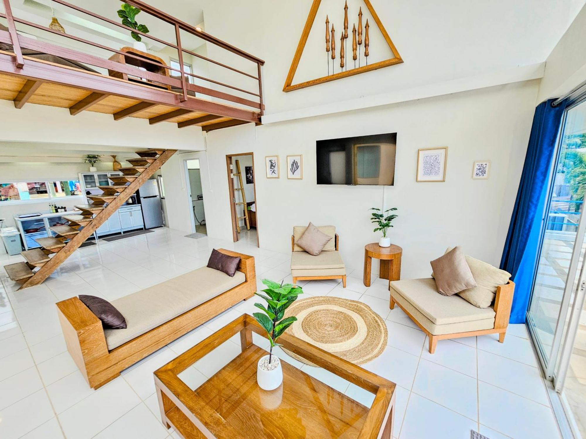 Front Queen's Castle - Kid Friendly, Like Royalty Apartamento
