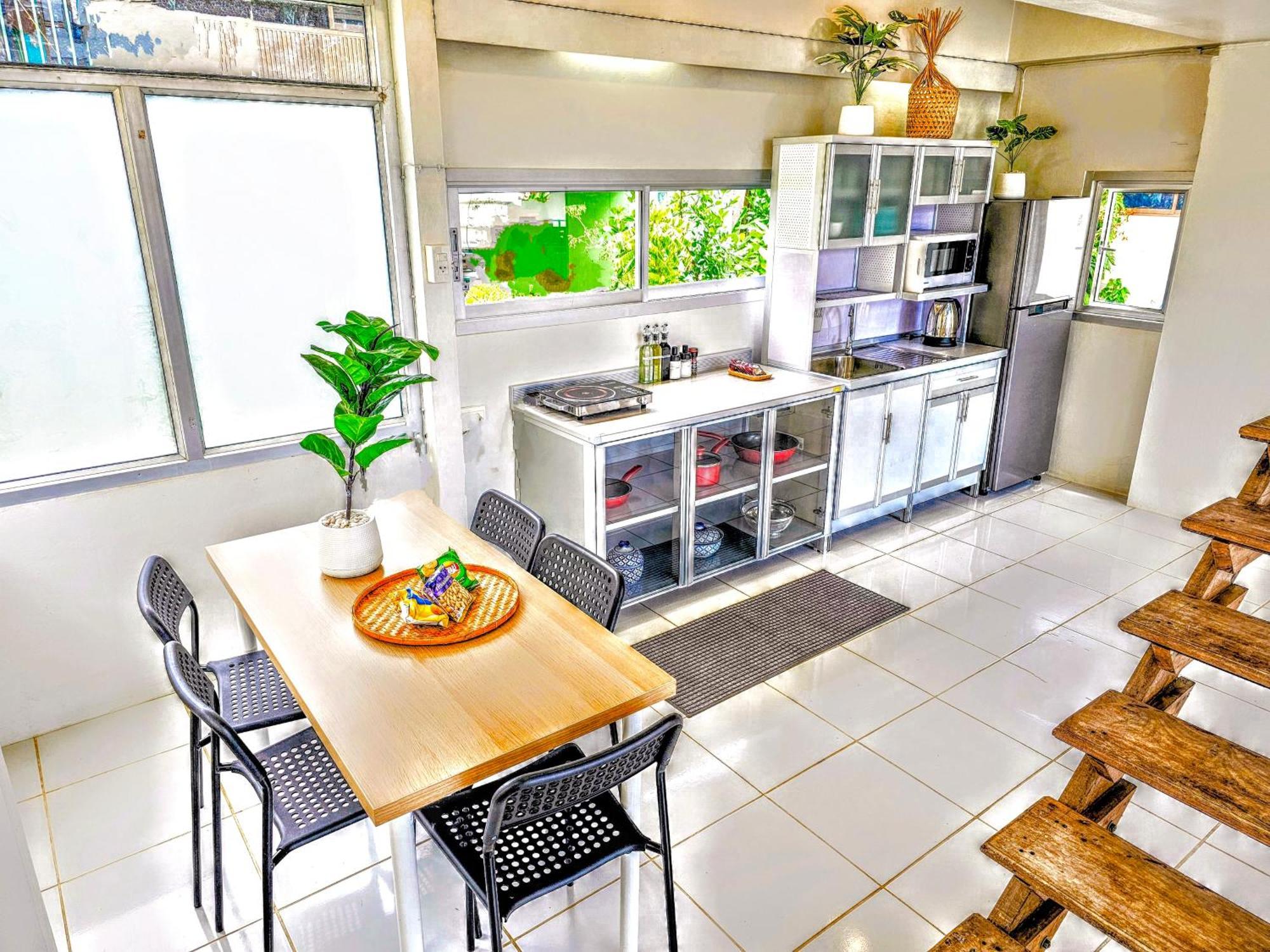 Front Queen's Castle - Kid Friendly, Like Royalty Apartamento *