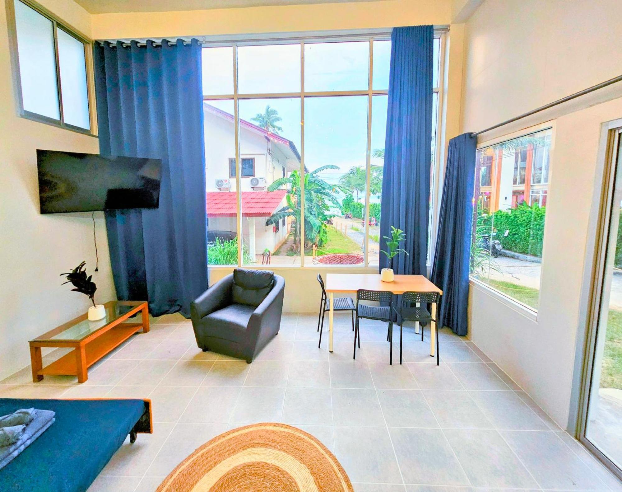 Apartamento Front Queen's Castle - Kid Friendly, Like Royalty Ban Makham