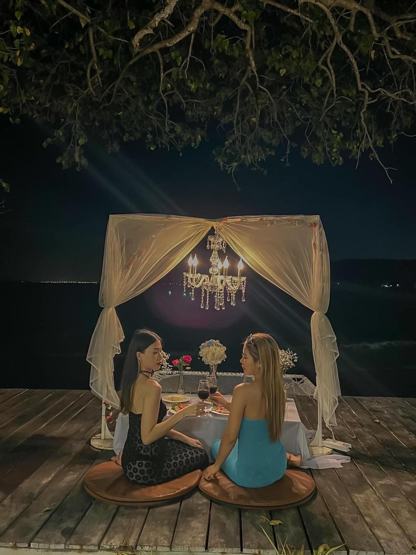 Haven Beachfront Hotel *