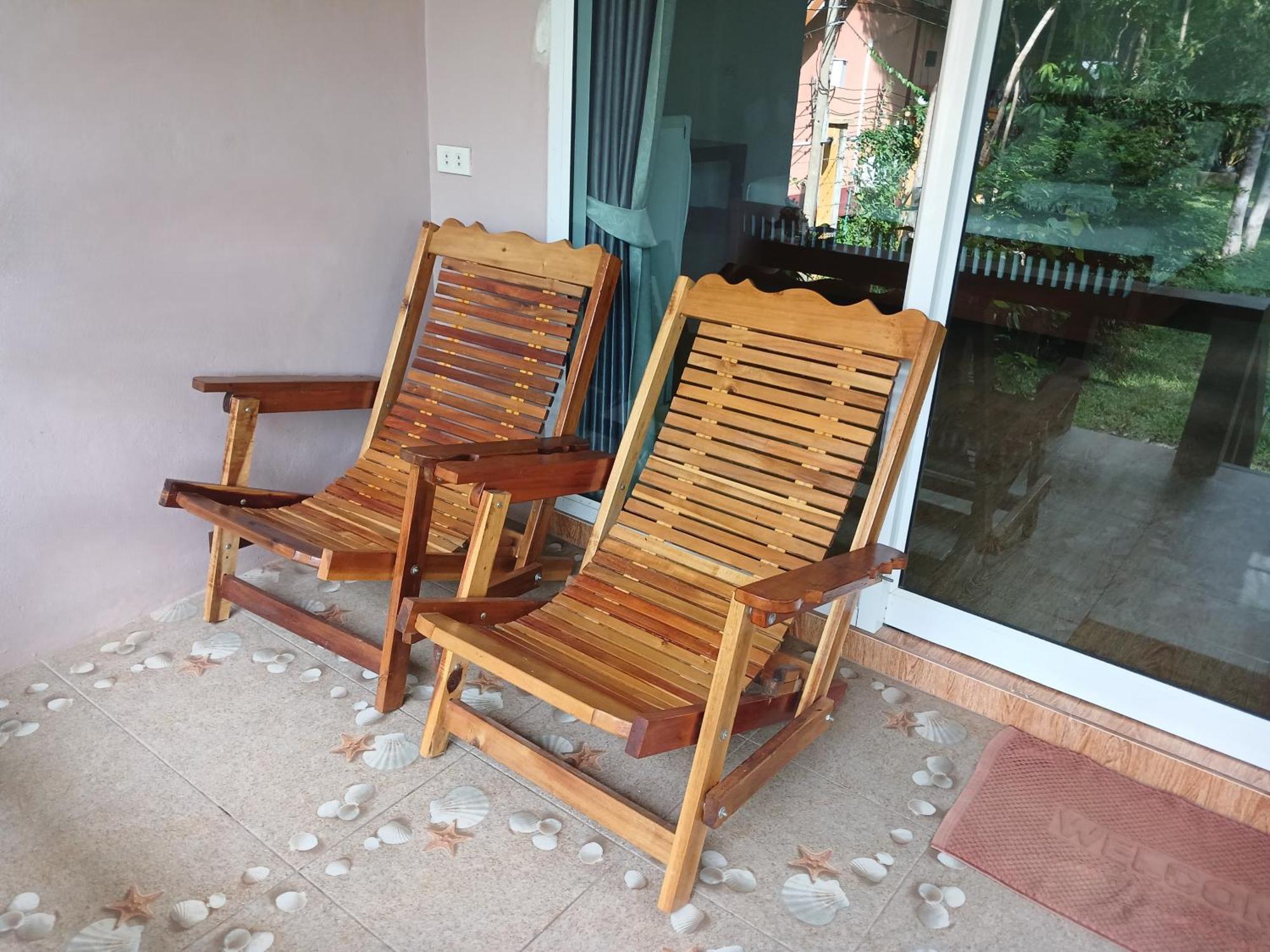 Baan Long Lodge *