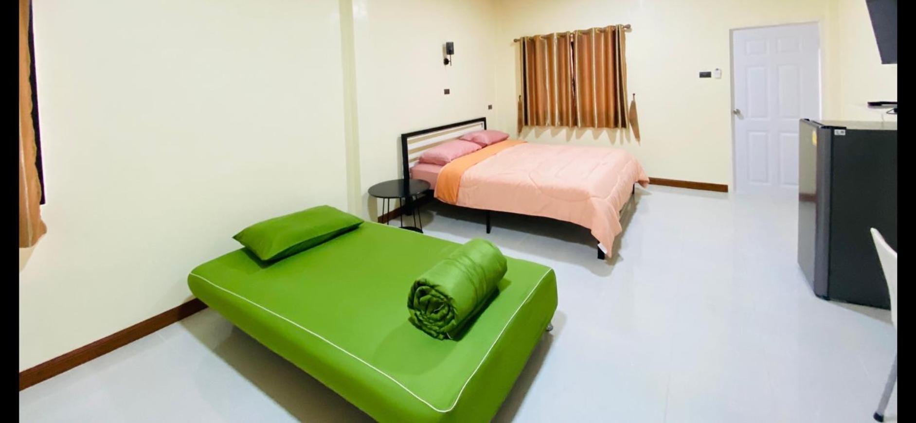 Panutsaya Guest house *