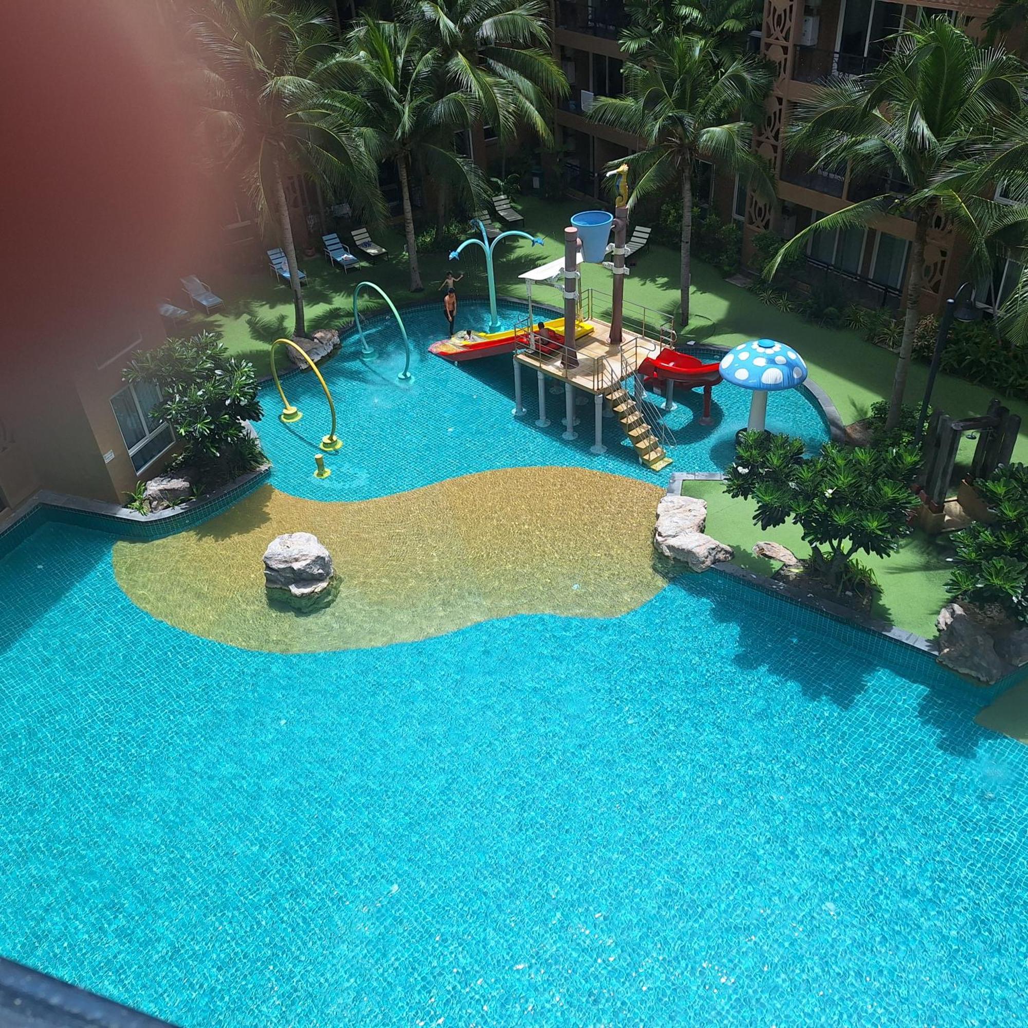 Atlantis Jomtien Beach