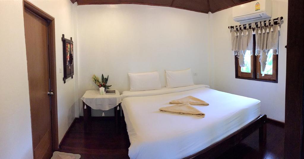 V-view Resort Baan Tai