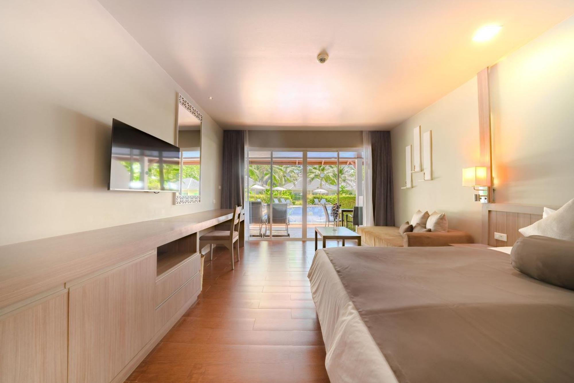 Sentido (adults Only) 4*
