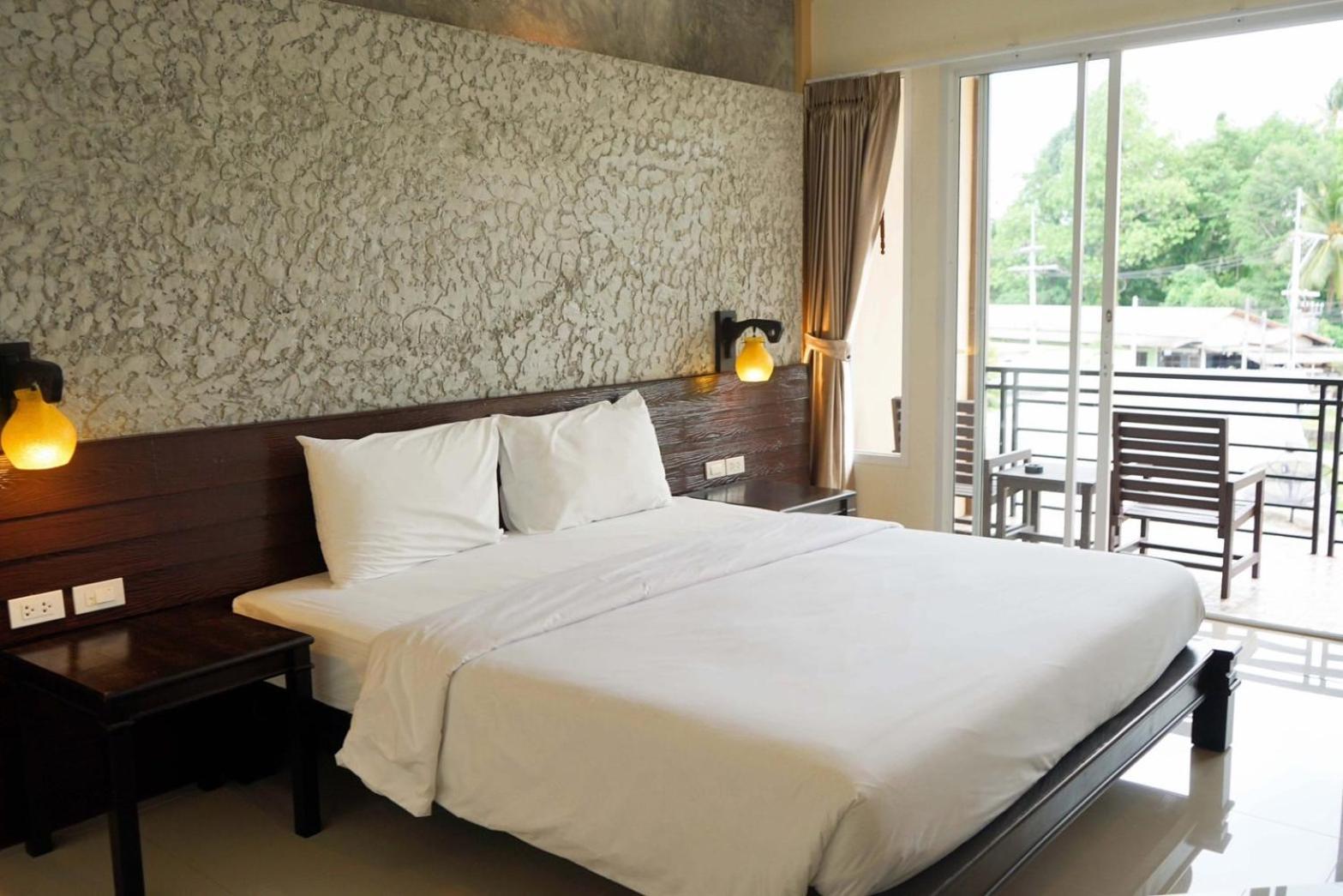 Khaolak Suthawan - Sha Khao Lak