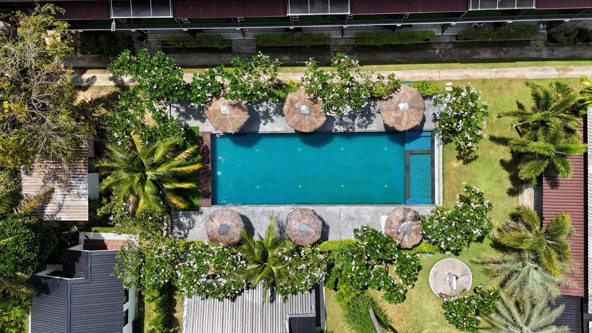 Resort The Nidhra Boutique