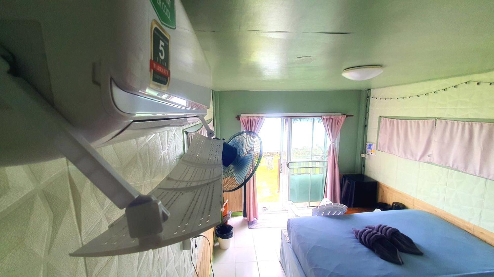 Guest house Kohchang 7 Seaview 2*
