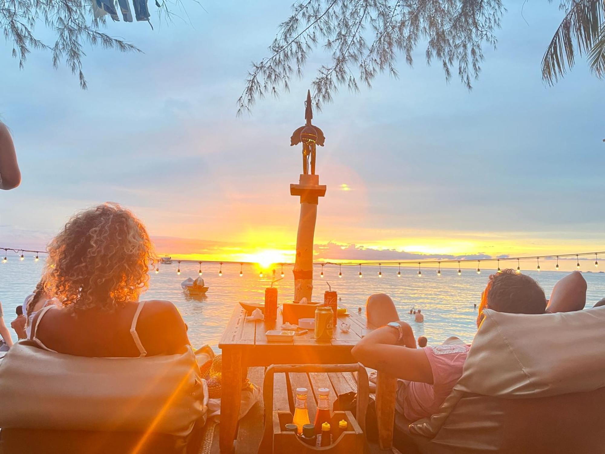 Ac 2 2* Koh Tao