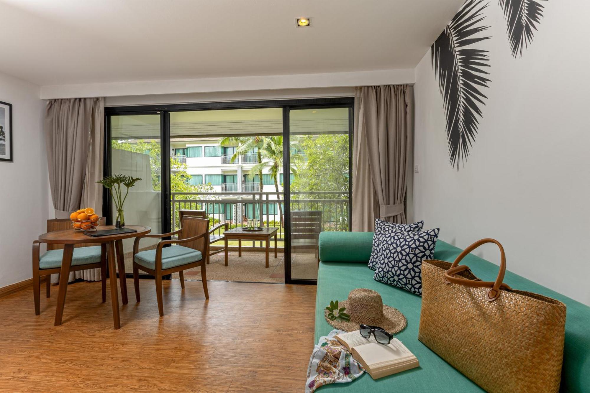 Resort Outrigger - Sha Extra