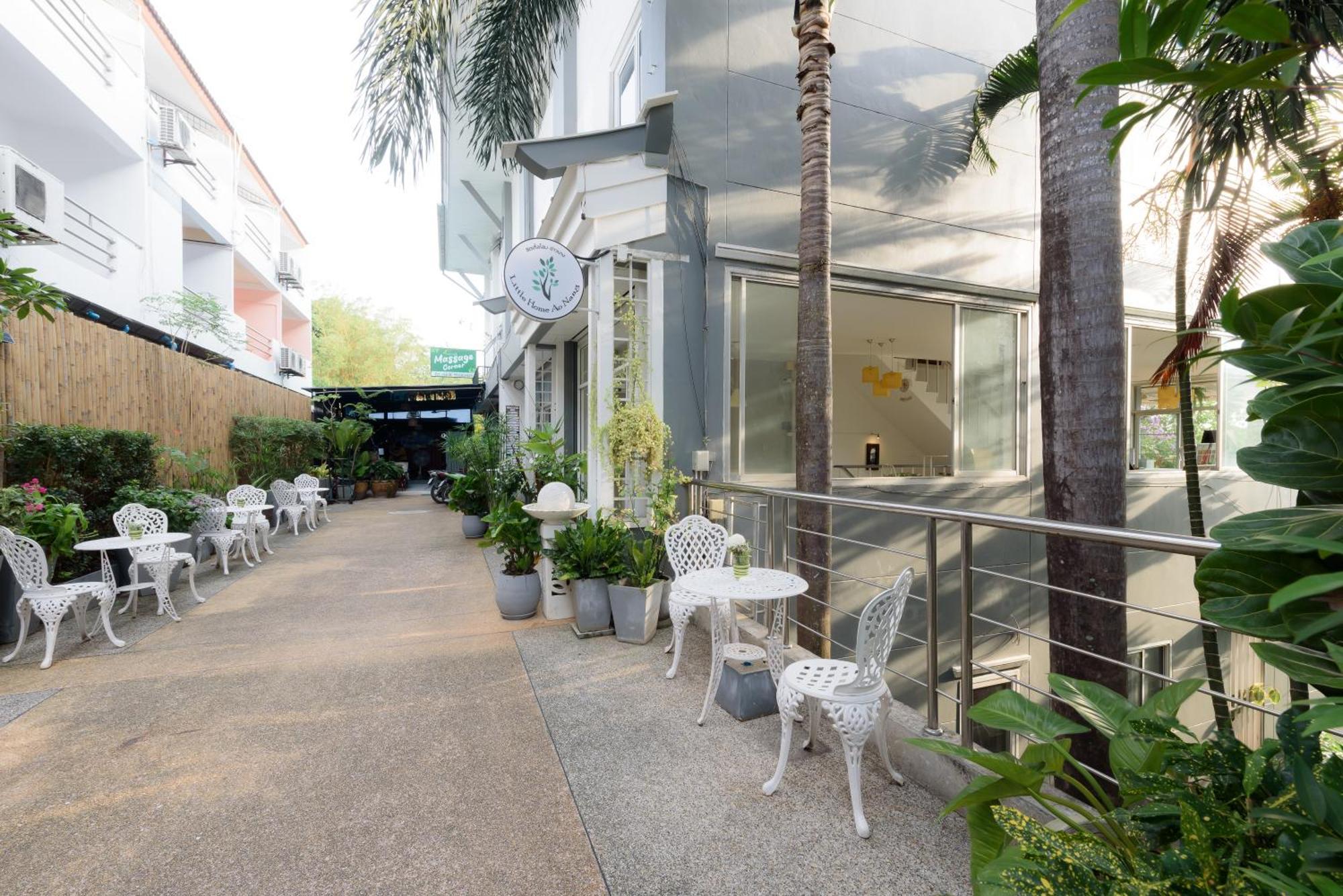 Little Hotel 4*