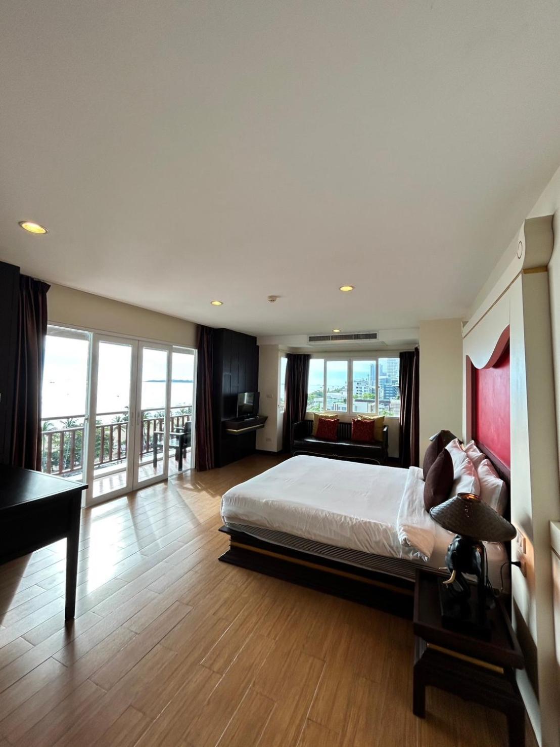 Royal Heritage Pavilion, Jomtien Beach