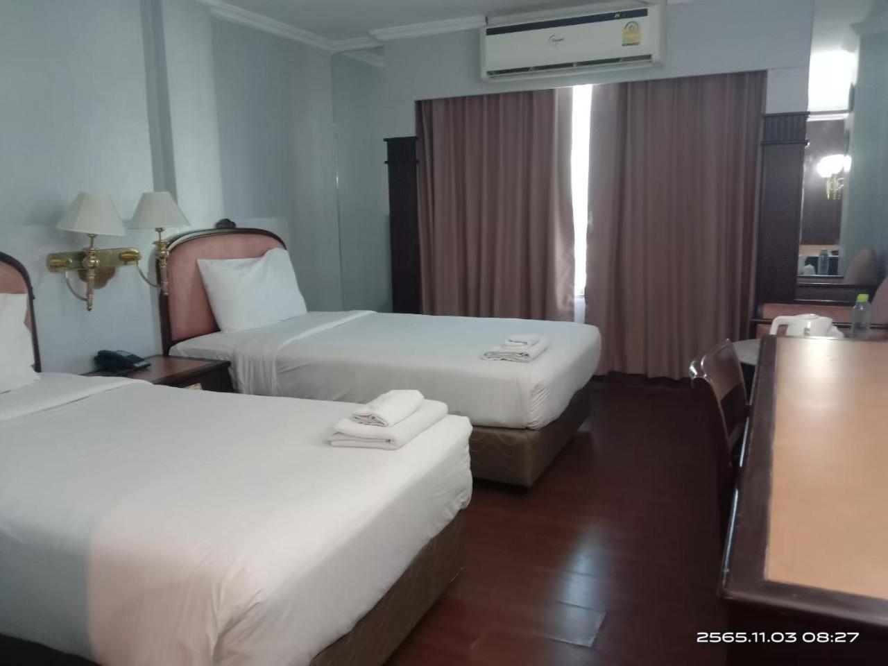 Hotel Mayflower Grande
