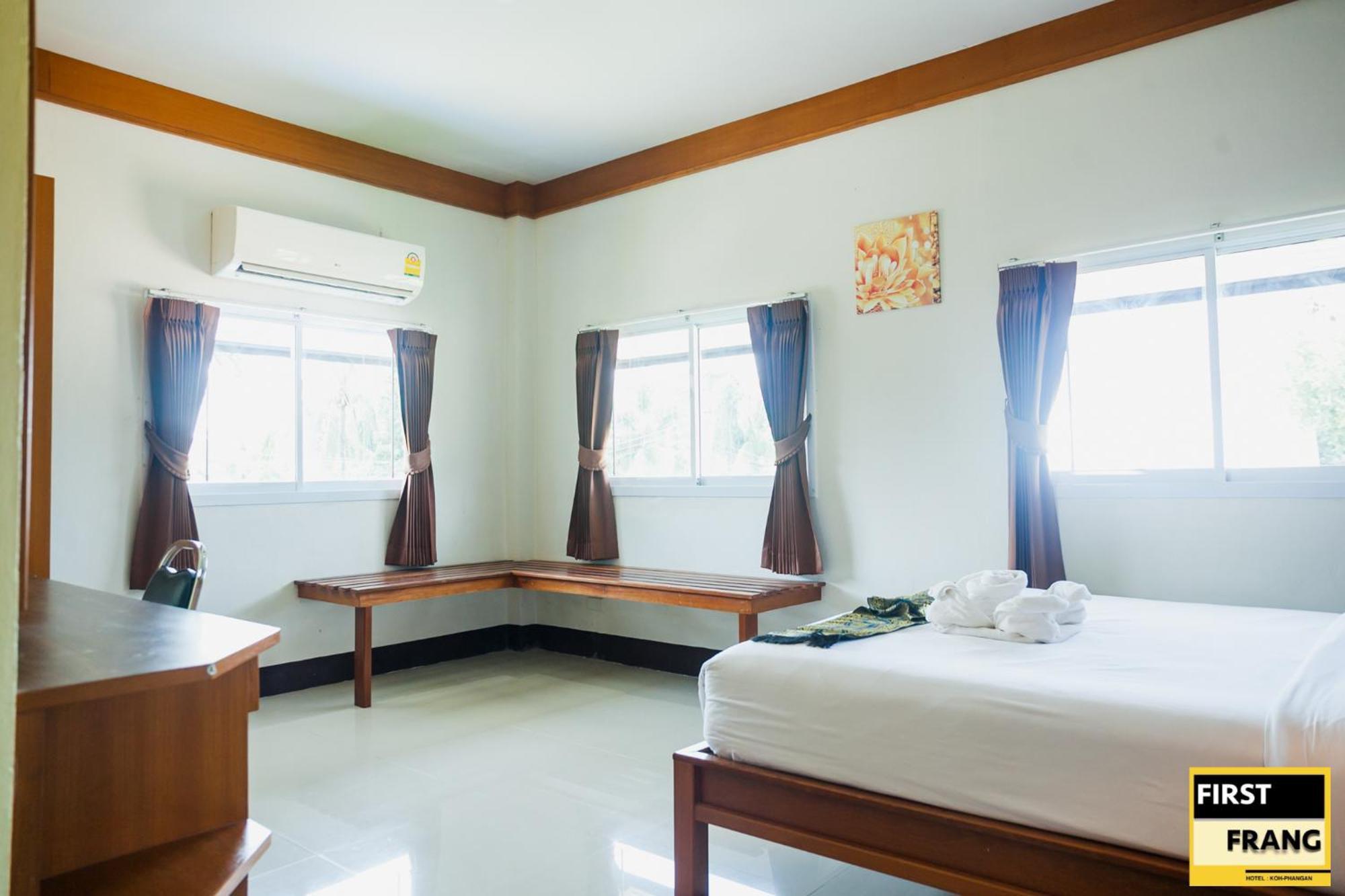 Hotel First And Frang - Koh Phangan 2*