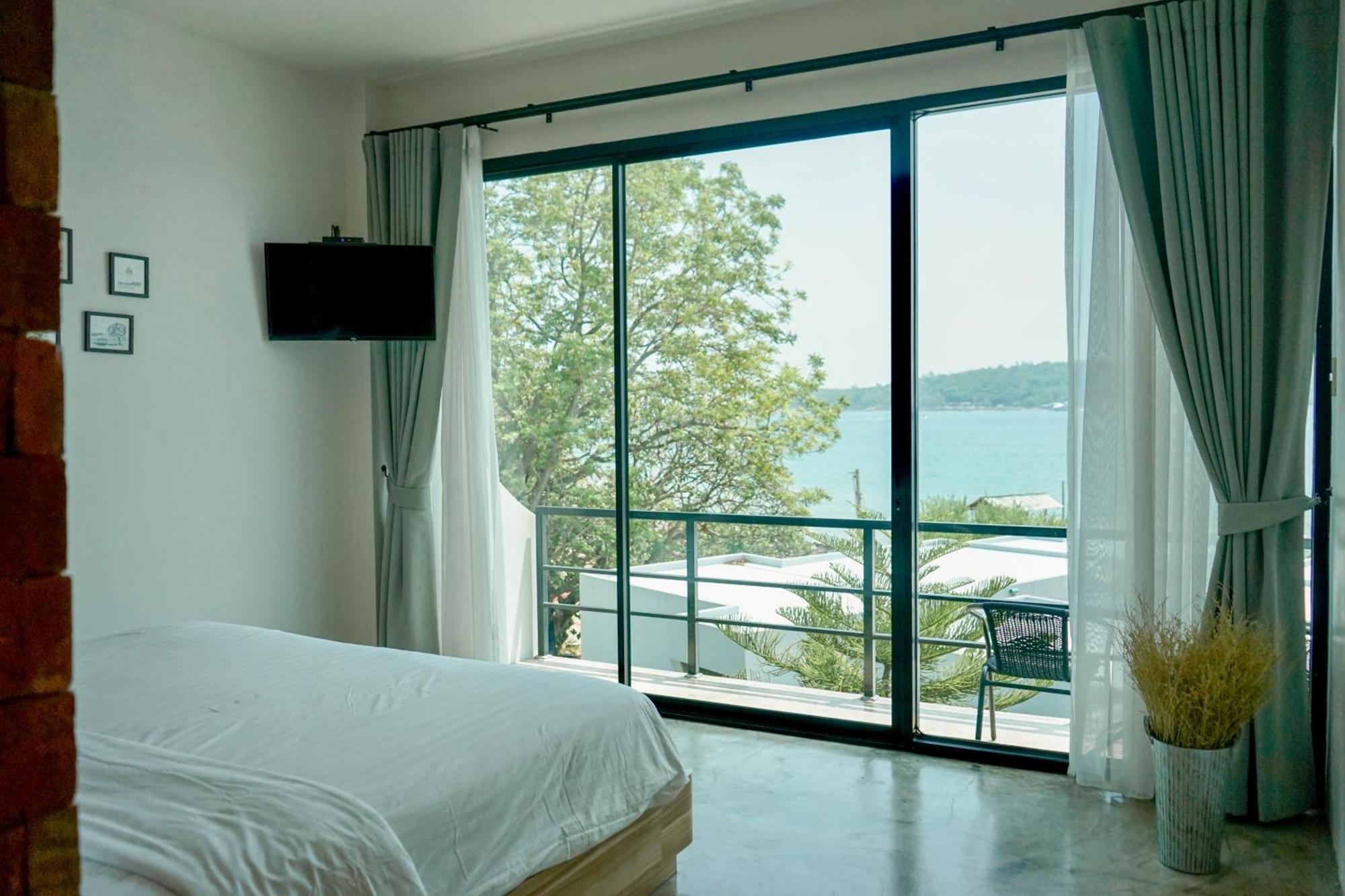 De' Anchor Resort