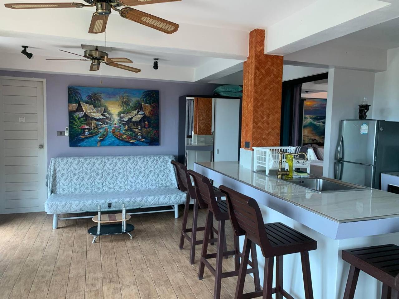 Penthouse Crystal Bay Apartment *