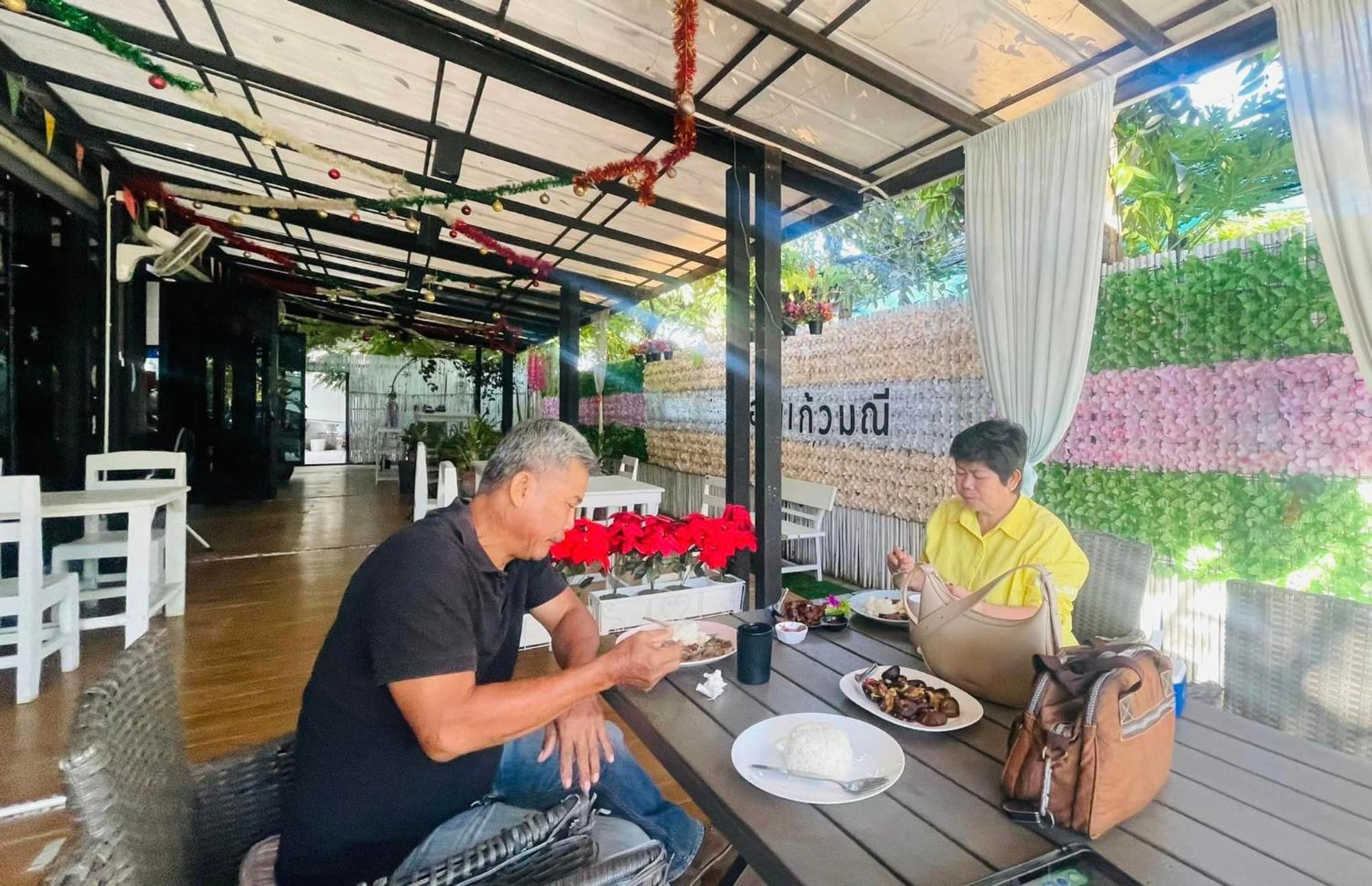 I Am เฮือนแก้วมณี 3* Nakhon Pathom