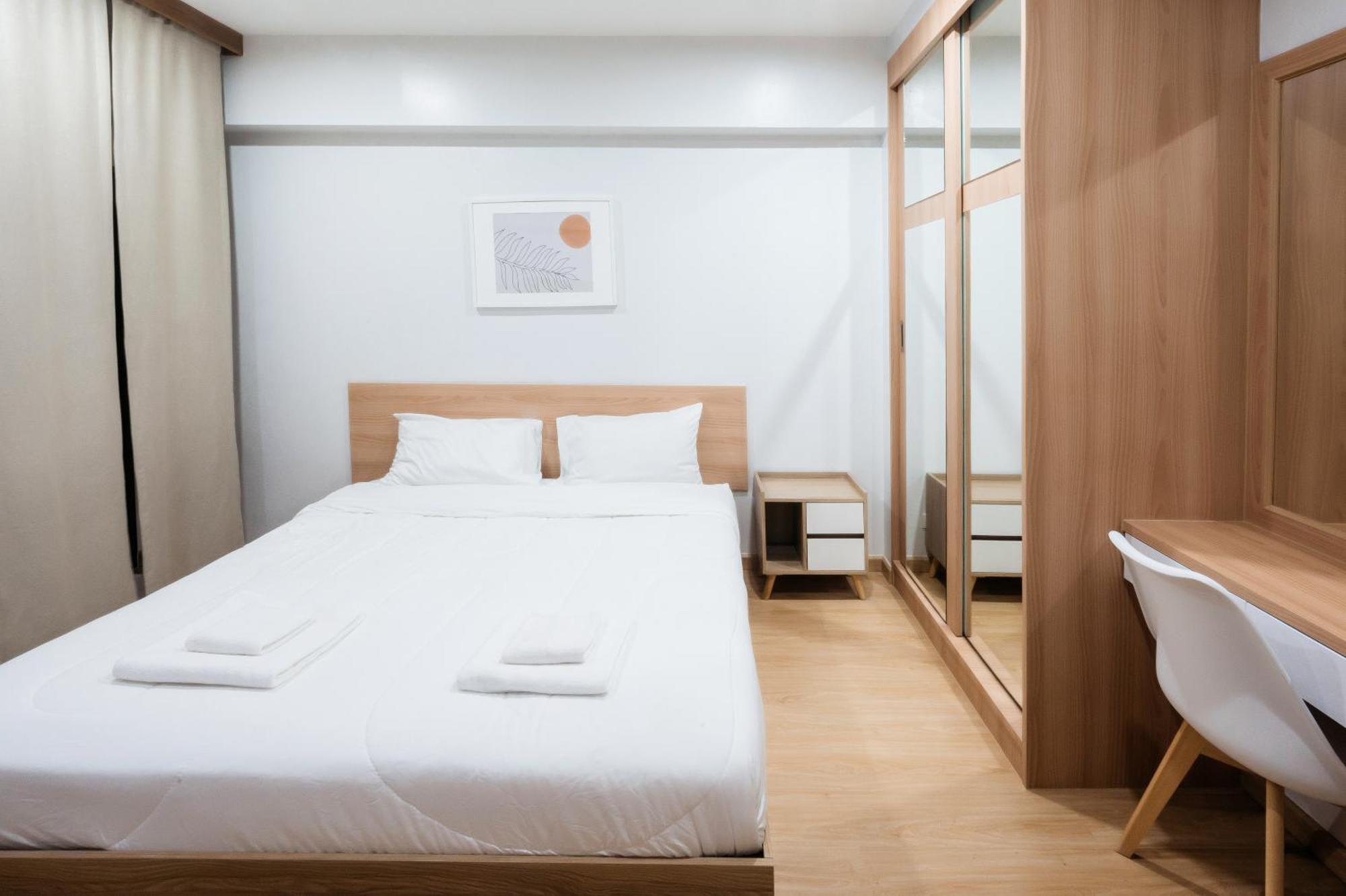 Hotel Creston Grand Suphan Buri