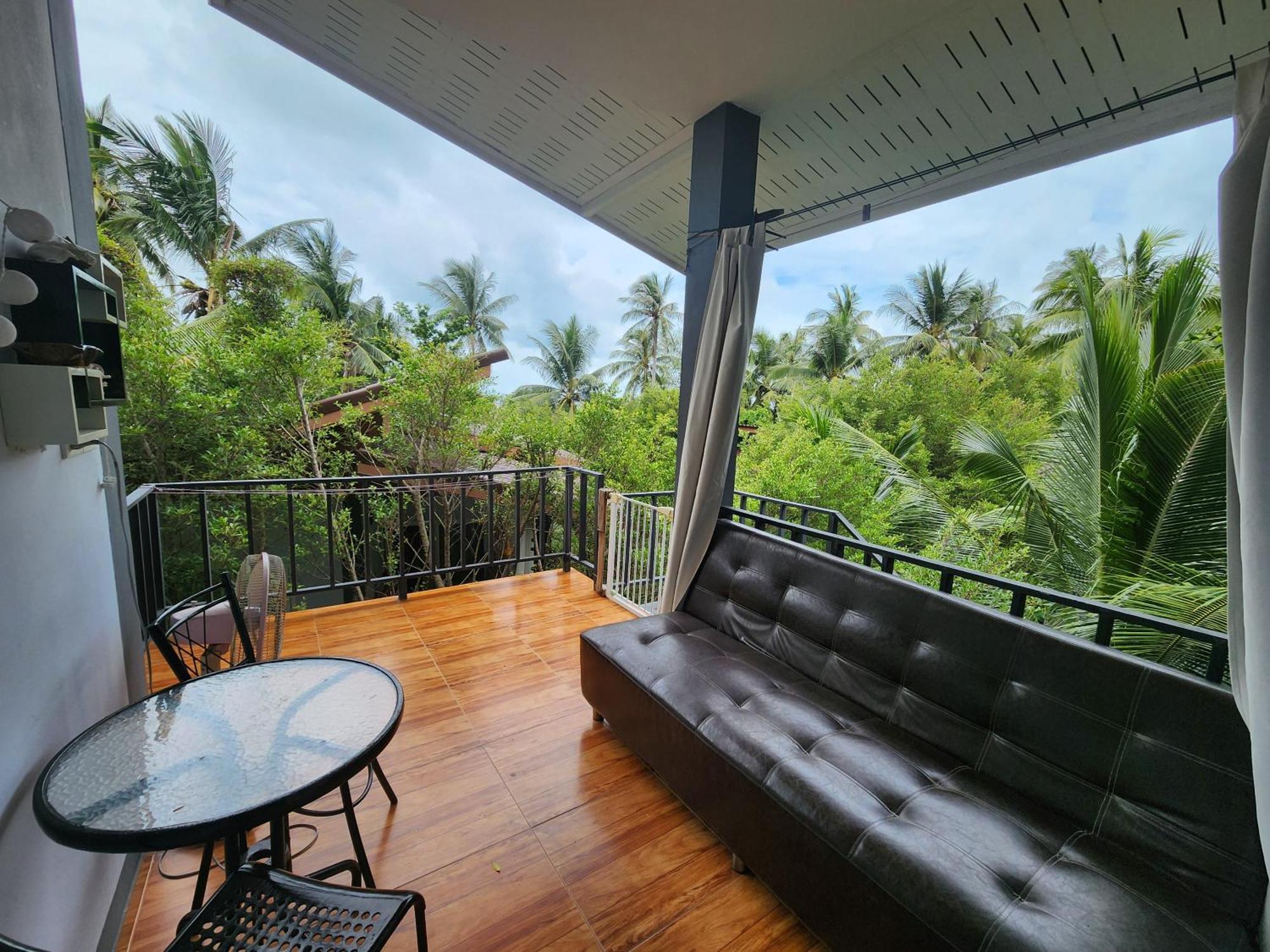 Mangrove House Sri Thanu *