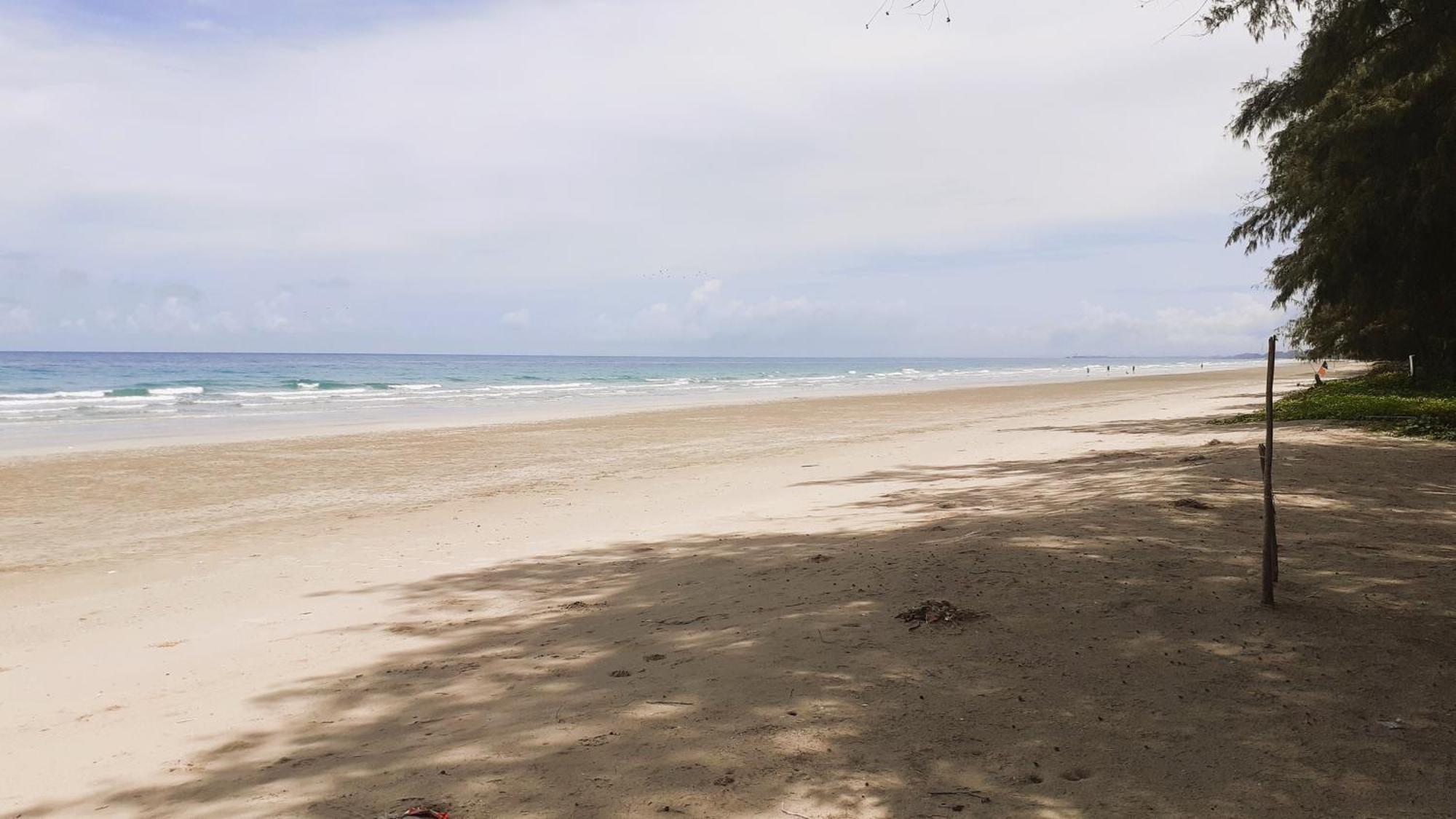 Front Rayong Condochain Apartment Ban Phe