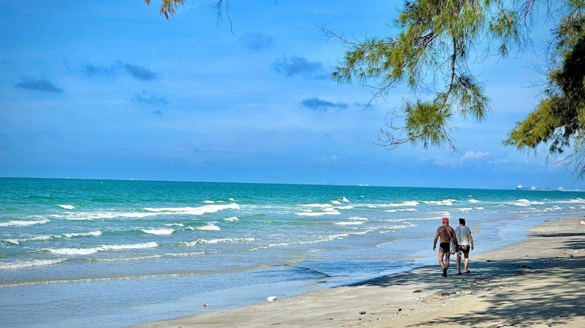 Front Rayong Condochain Apartment Ban Phe
