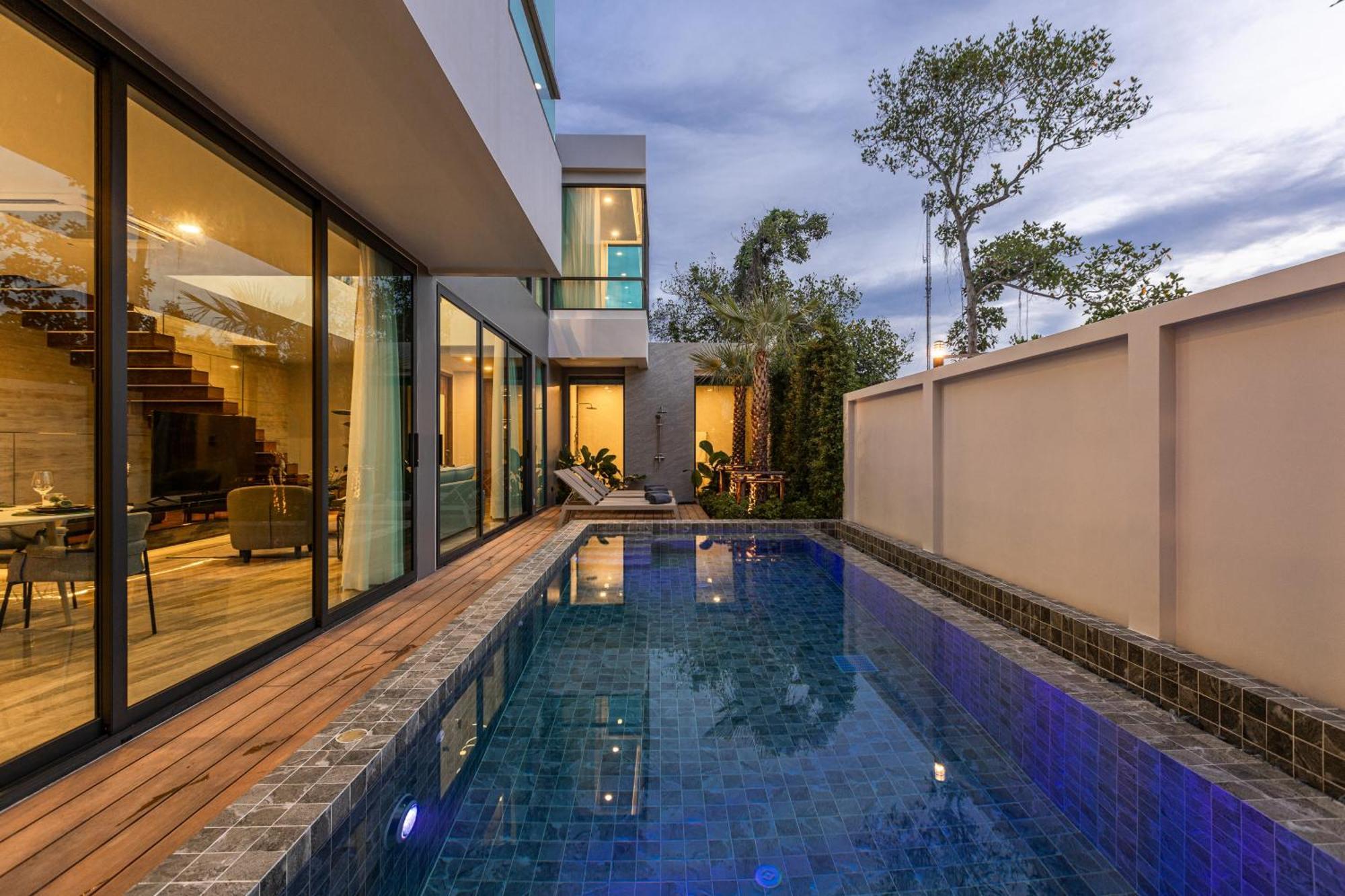 Villa Mandla Collection, Tanya