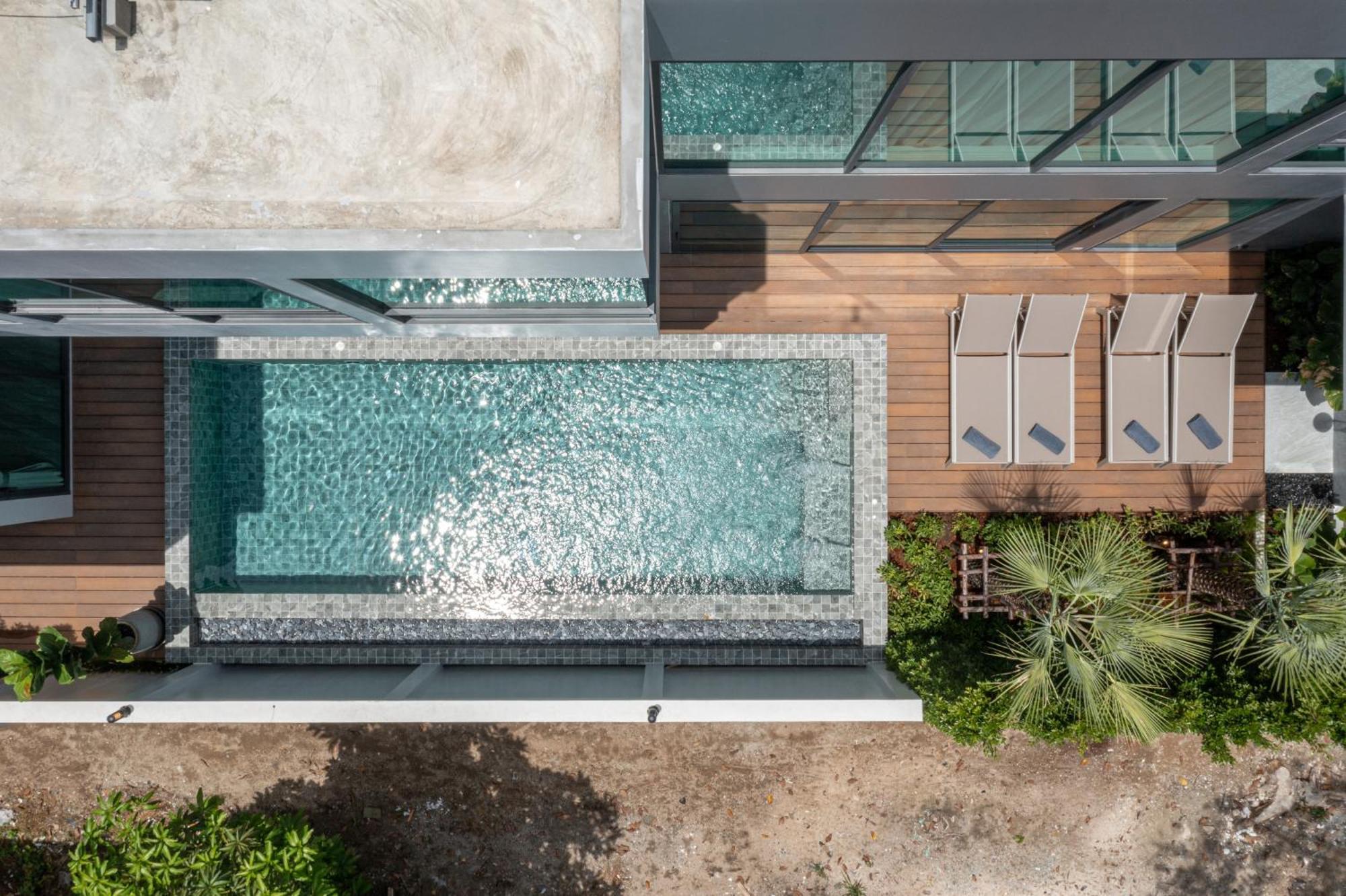 Villa Mandla Collection, Tanya Rawai