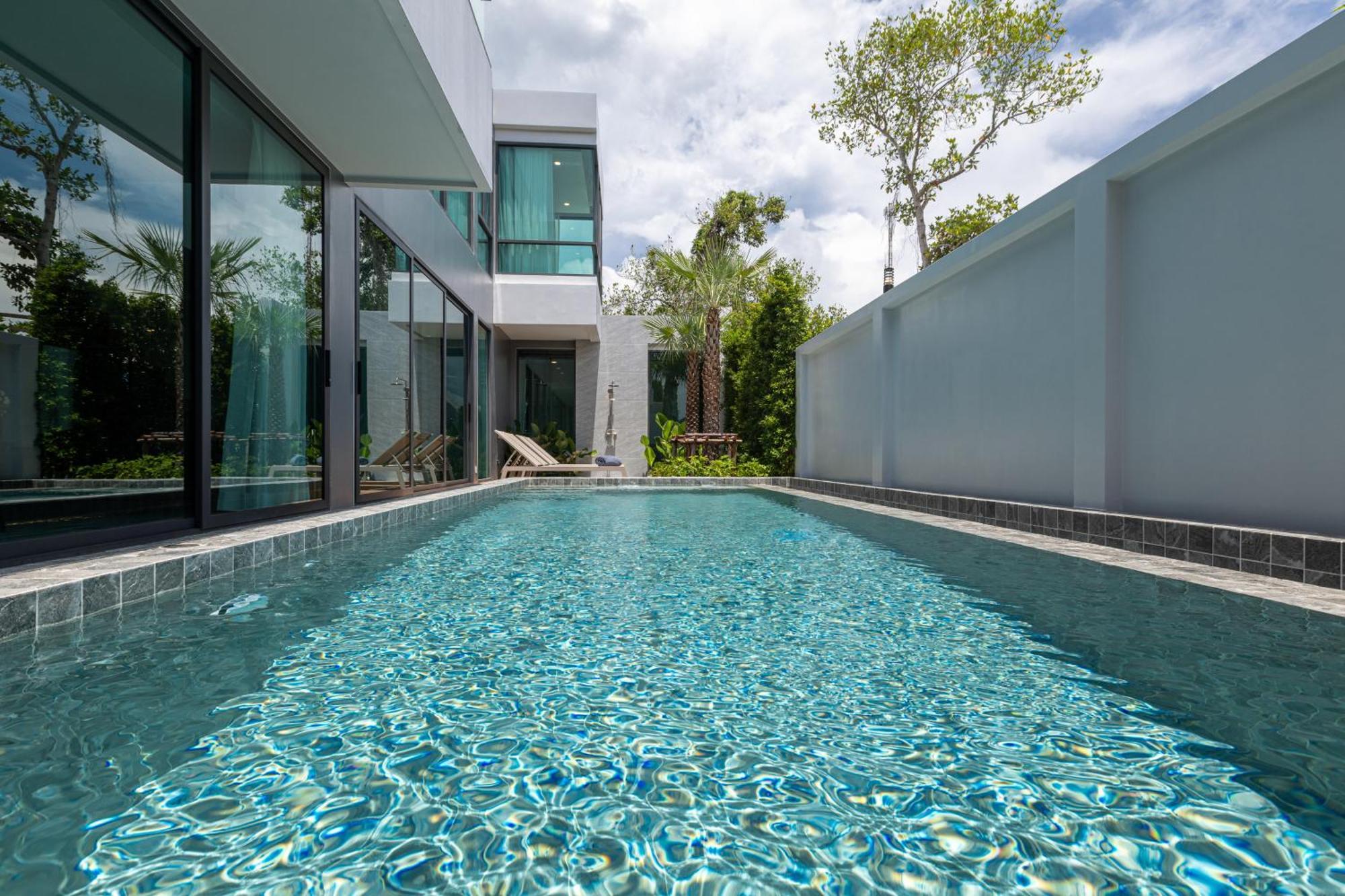 Villa Mandla Collection, Tanya Rawai