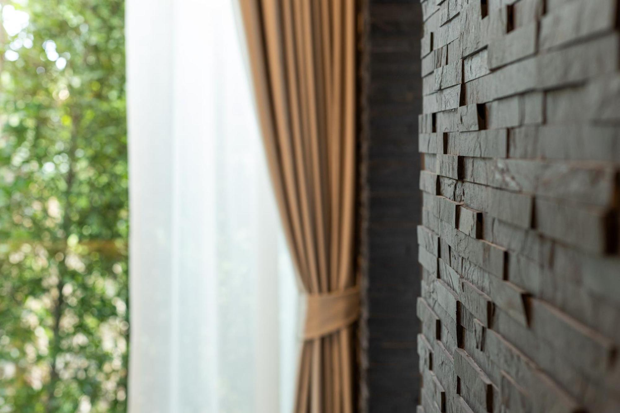 Villa Mandla Collection, Tanya *