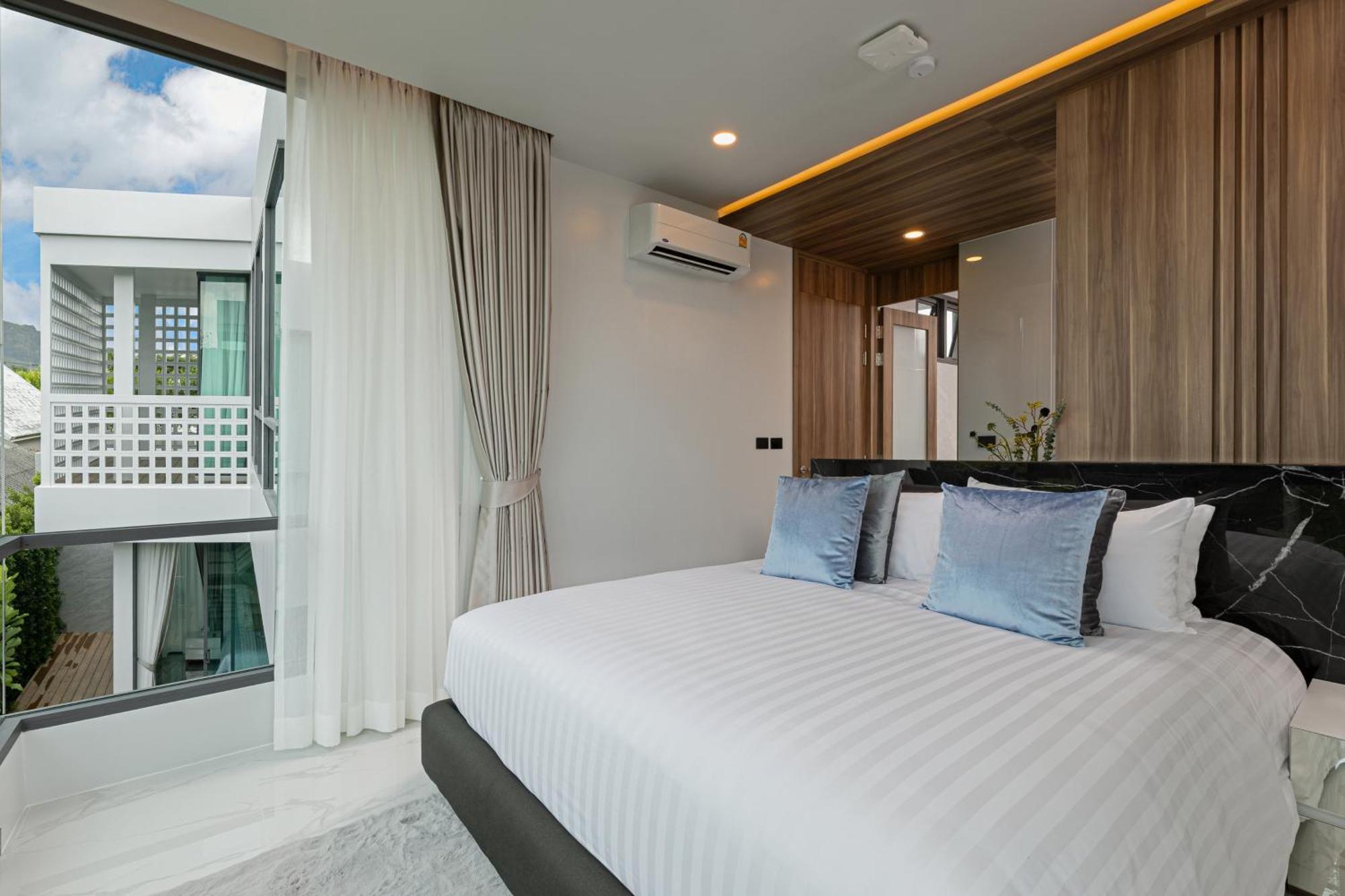 Mandla Collection, Tanya Villa