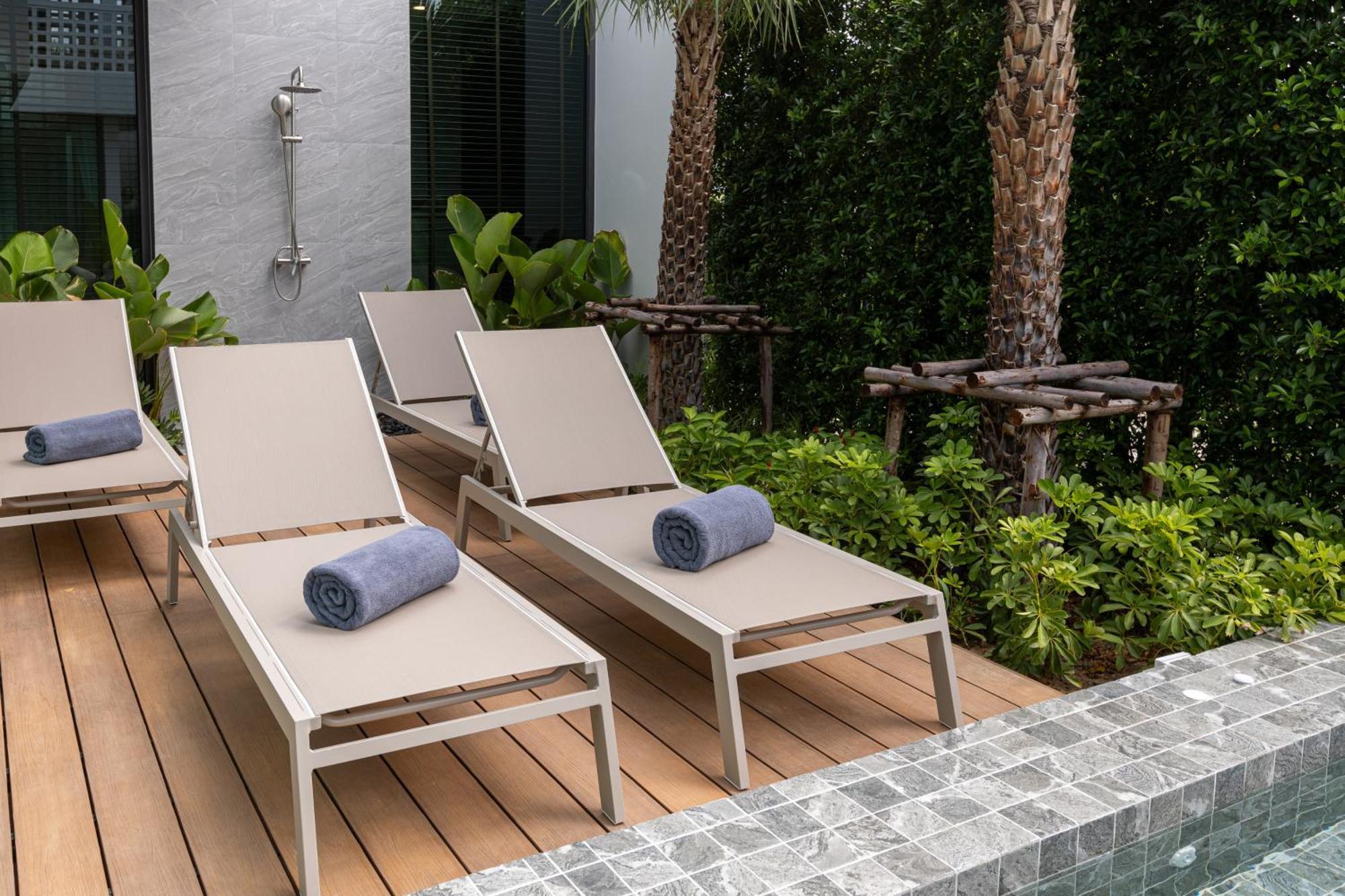 Mandla Collection, Tanya Villa