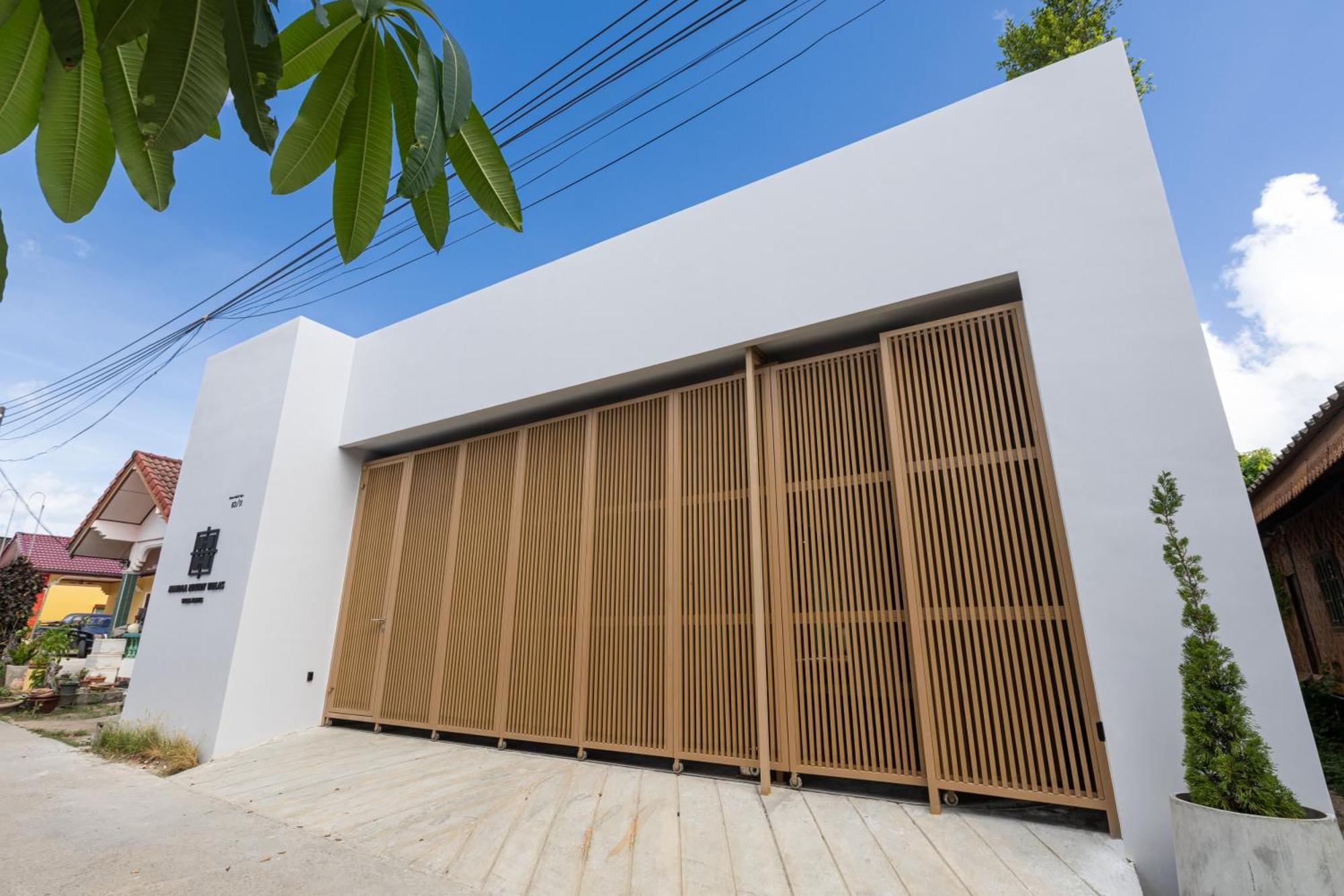 Mandla Collection, Tanya Villa
